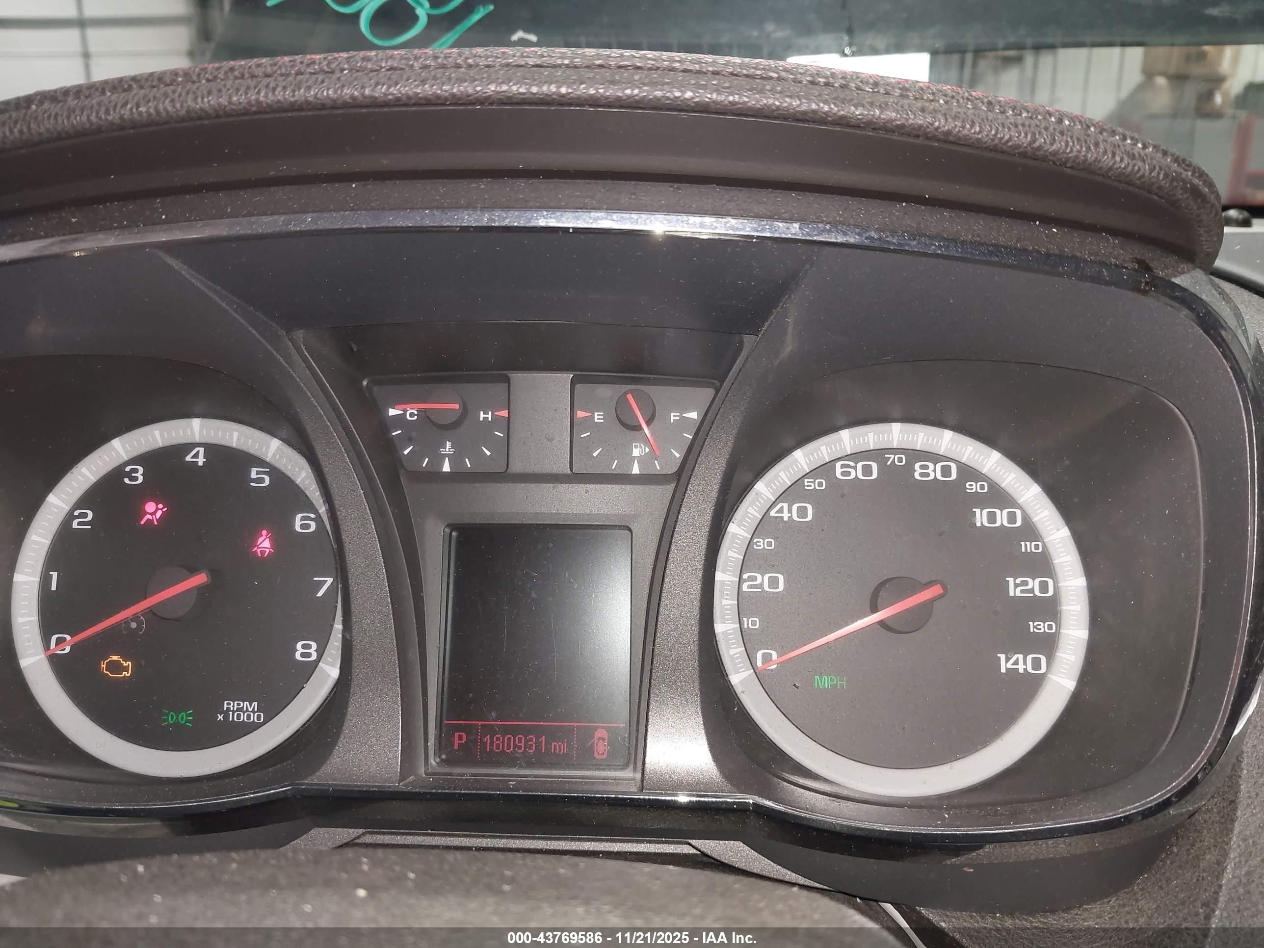 GMC TERRAIN image 7