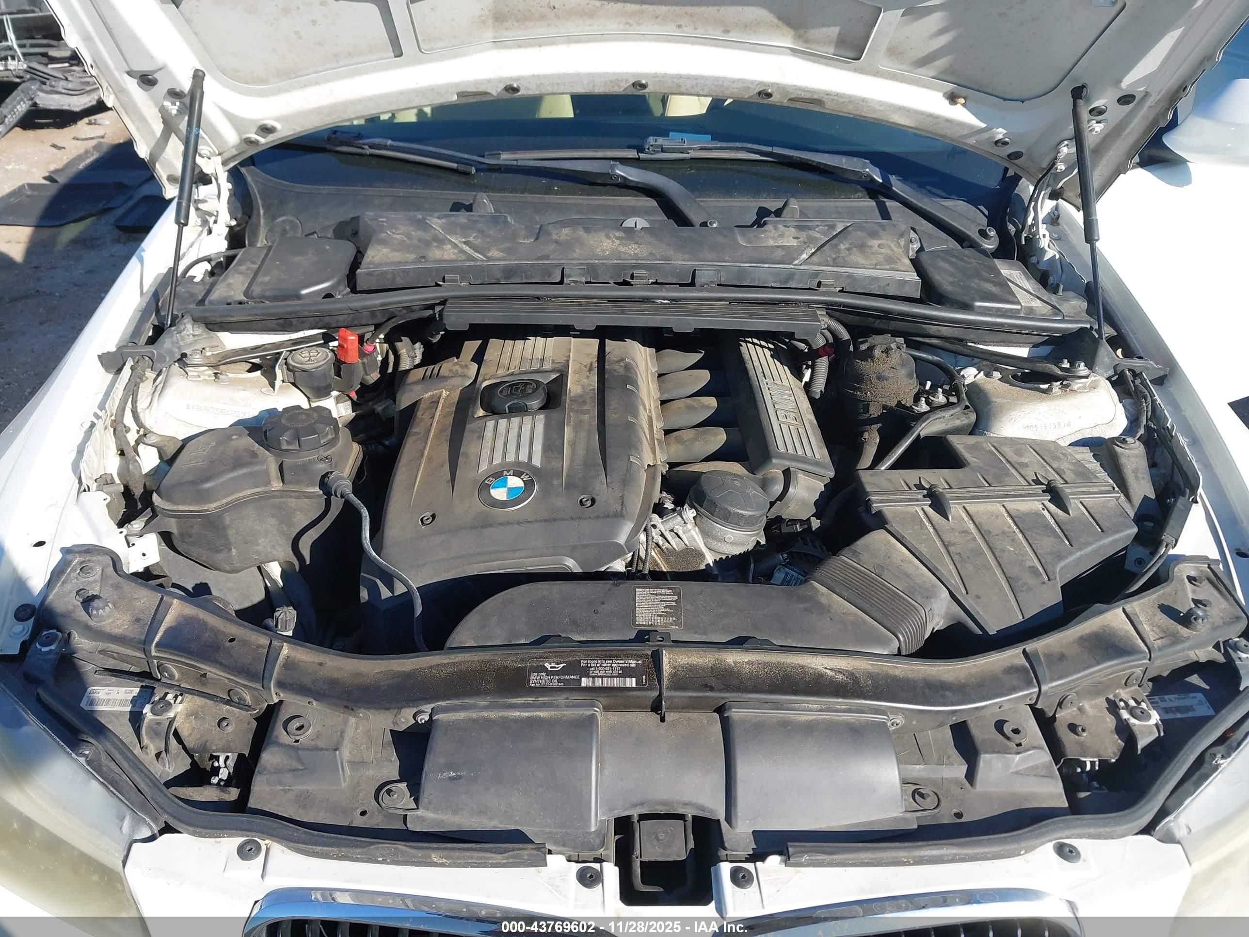 BMW 328I image 10