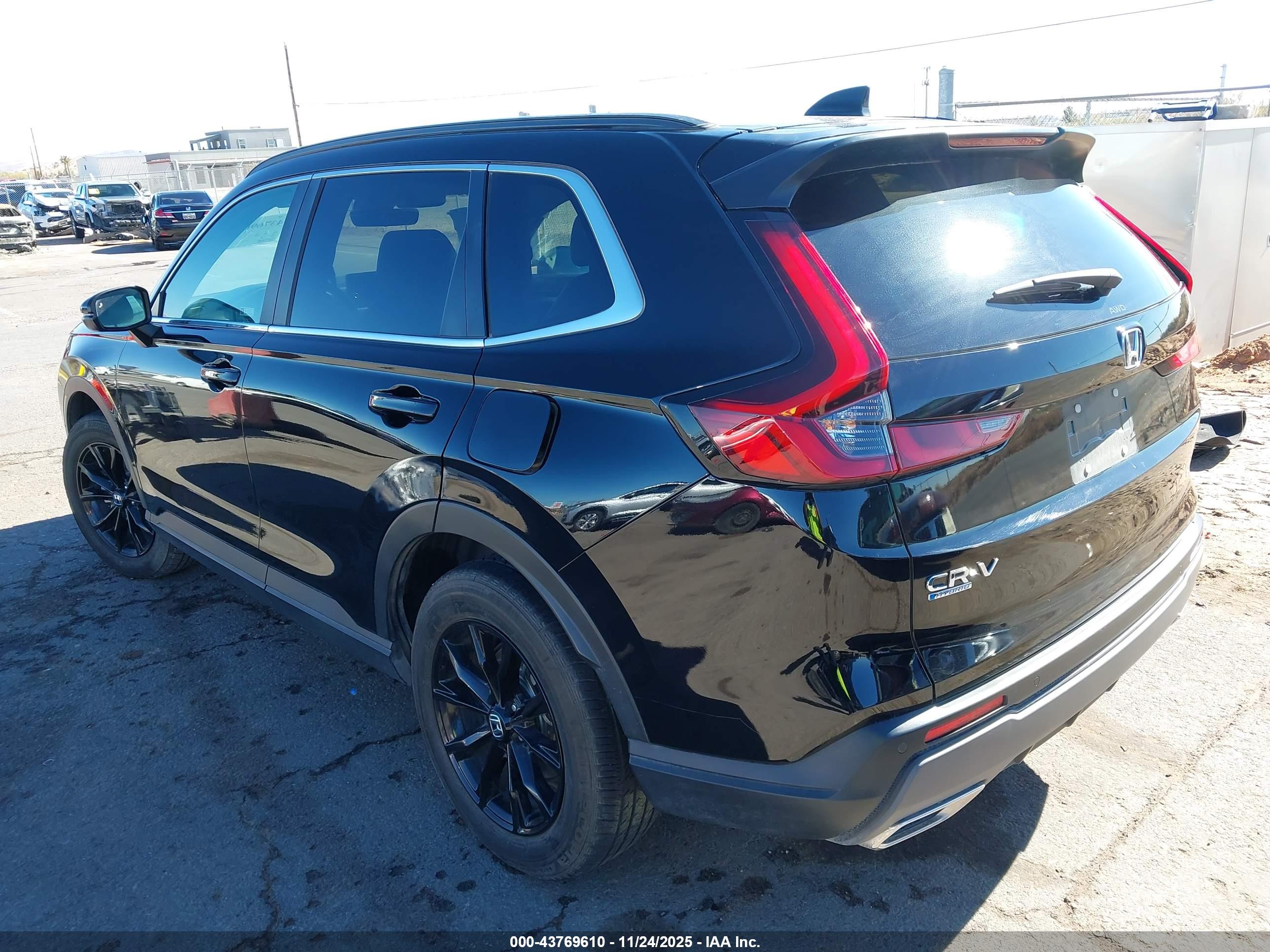 HONDA CR-V image 3
