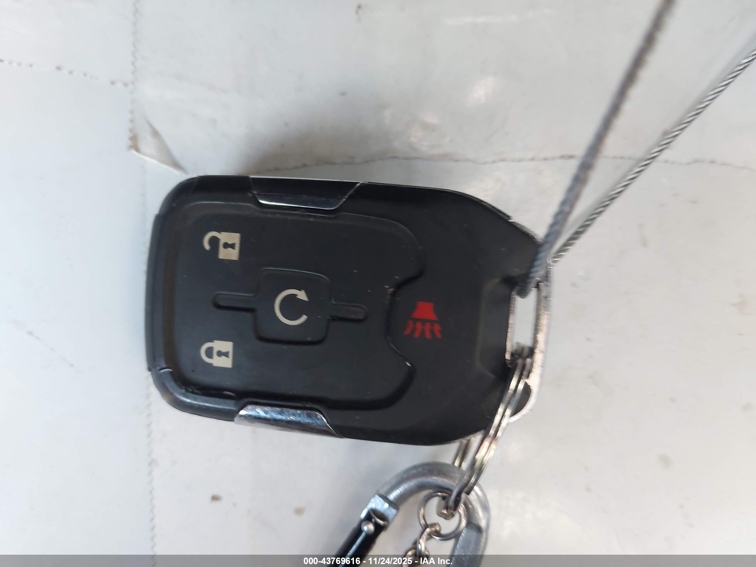 GMC TERRAIN image 11