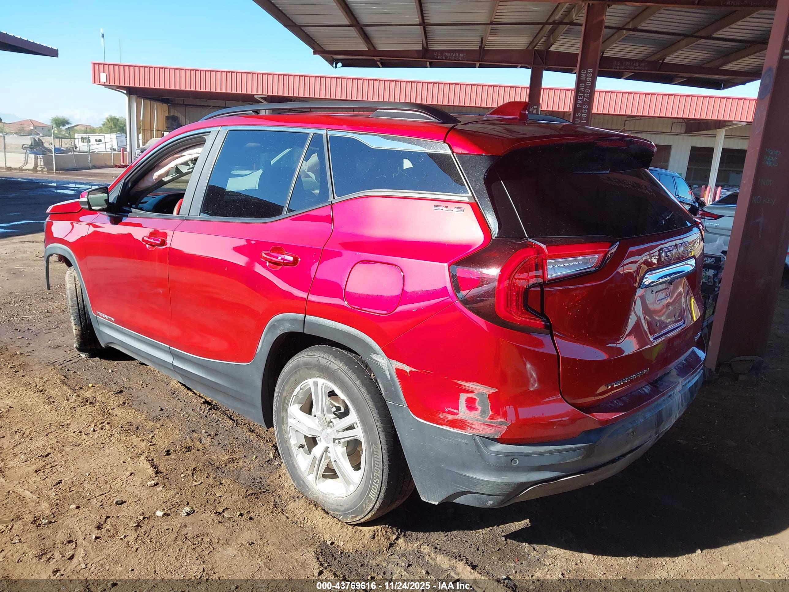 GMC TERRAIN image 3