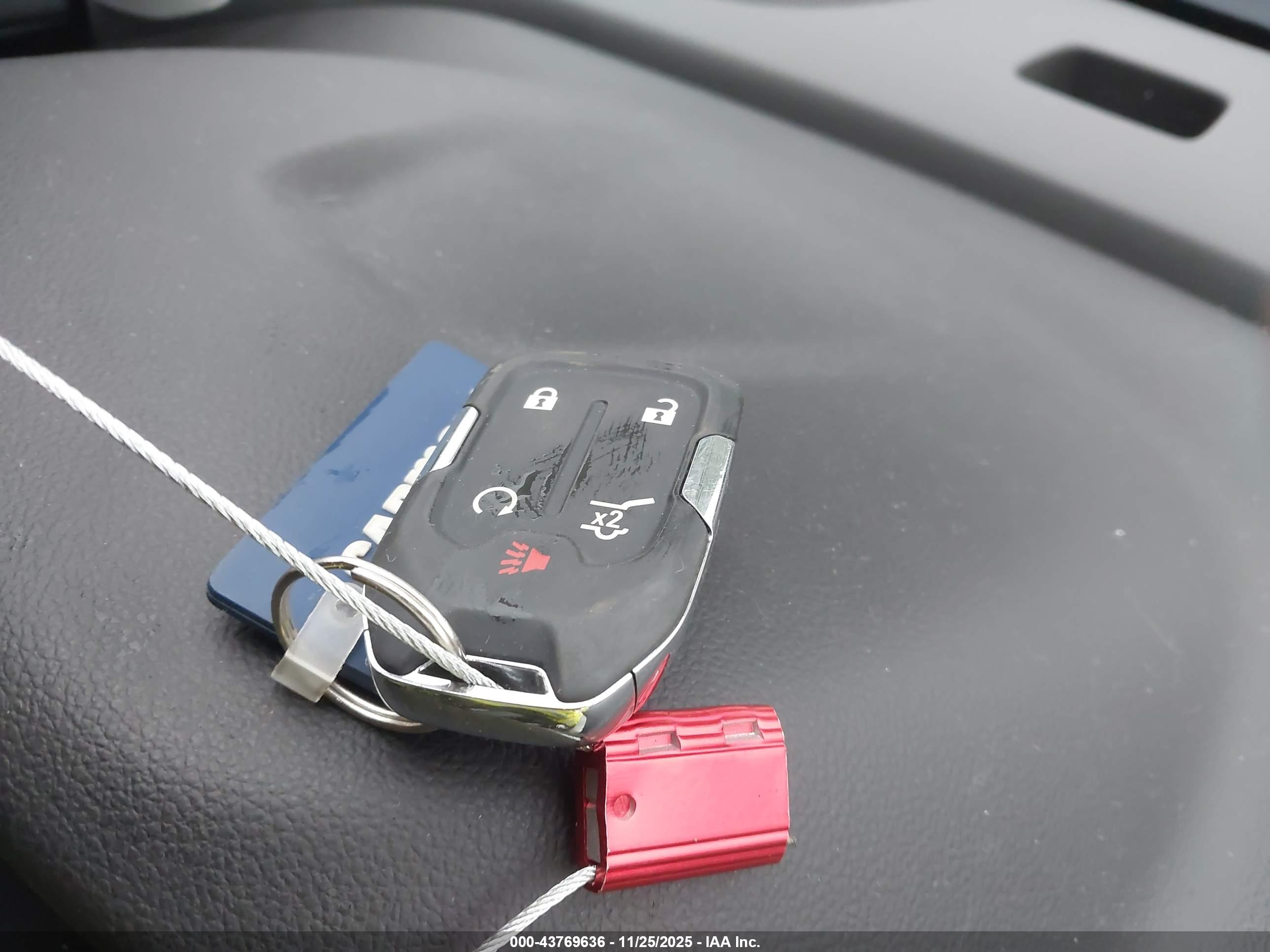 GMC TERRAIN image 11
