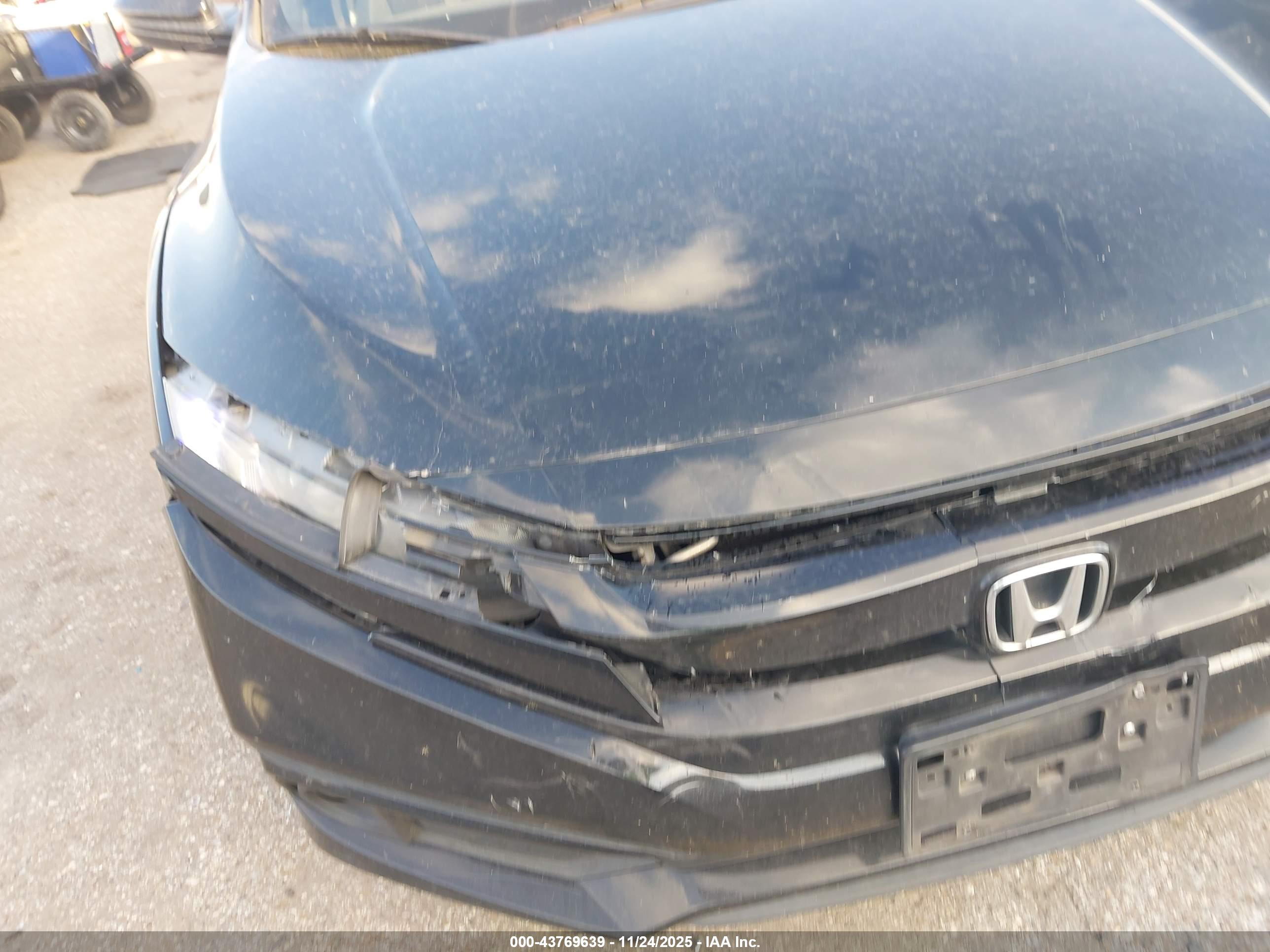 HONDA CIVIC image 6