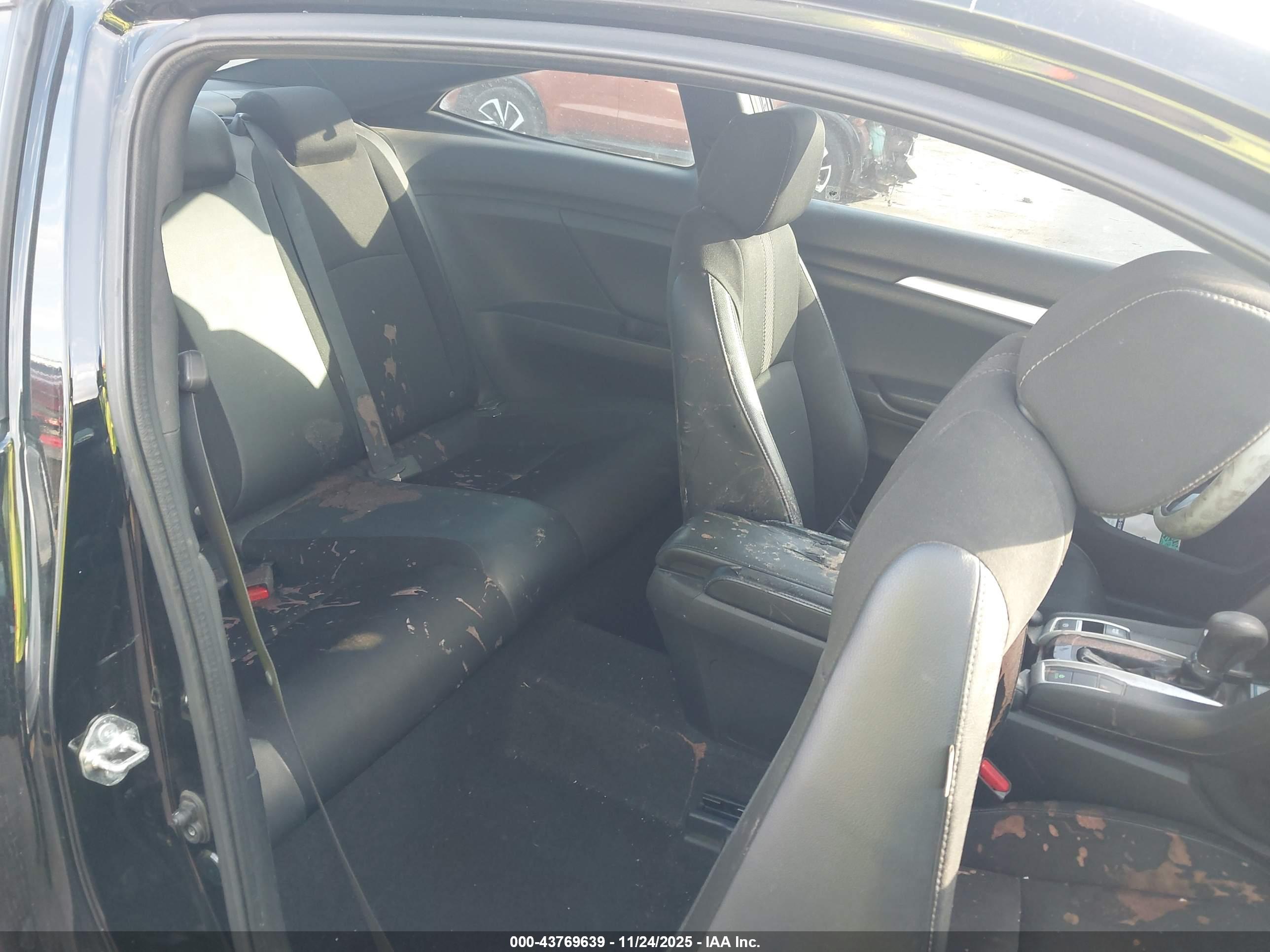 HONDA CIVIC image 8