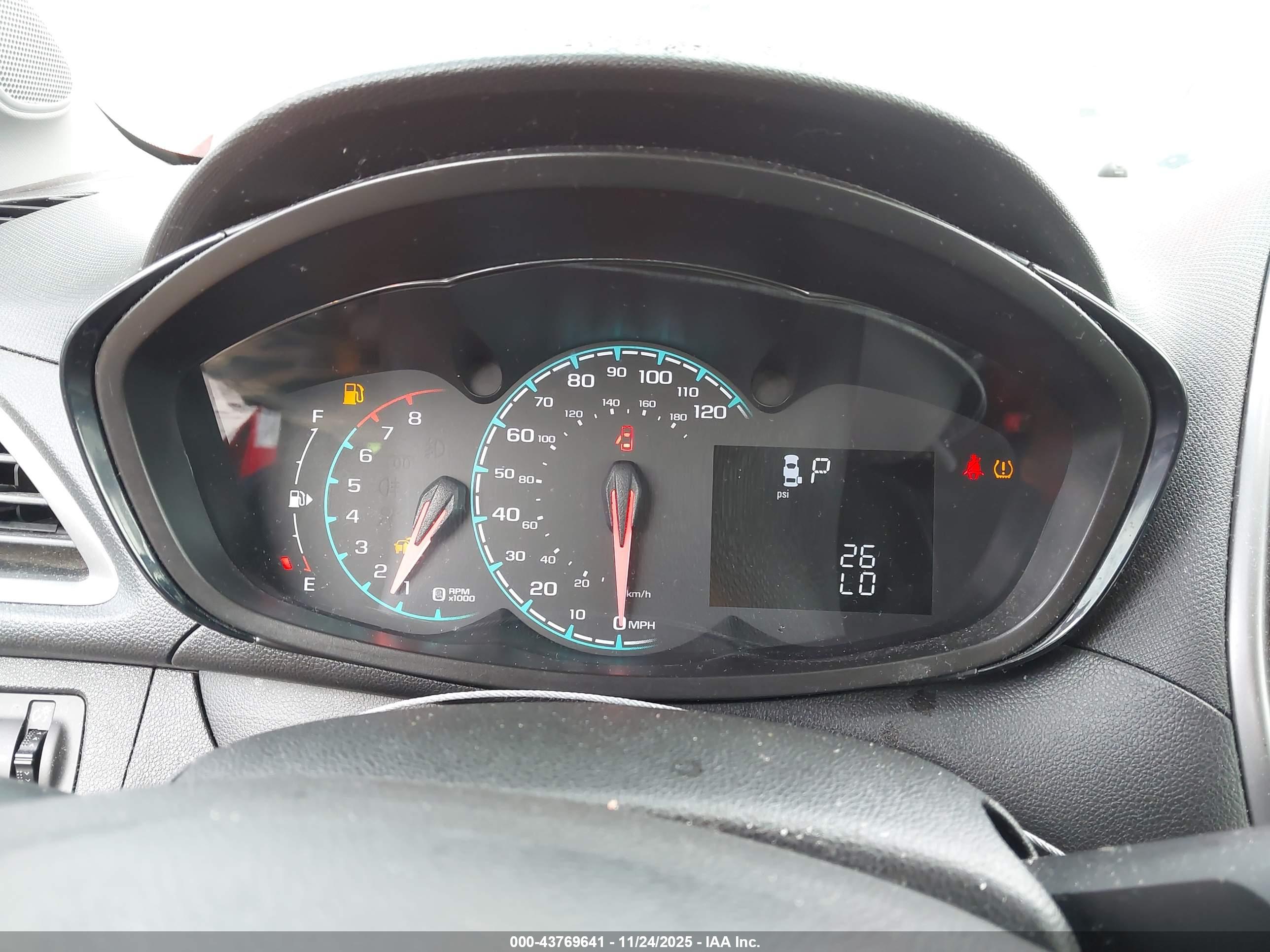 CHEVROLET SPARK image 7