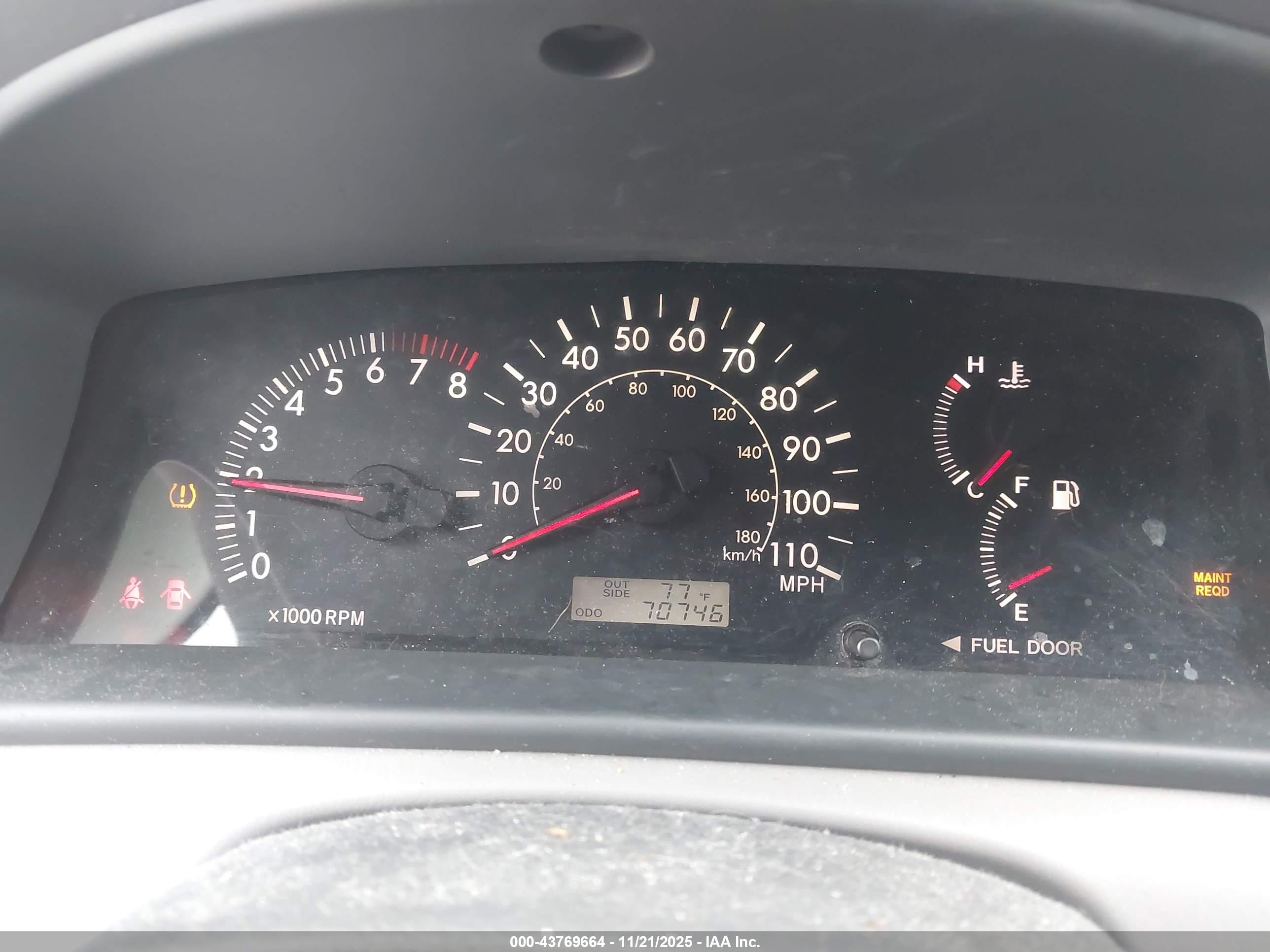 TOYOTA COROLLA image 7
