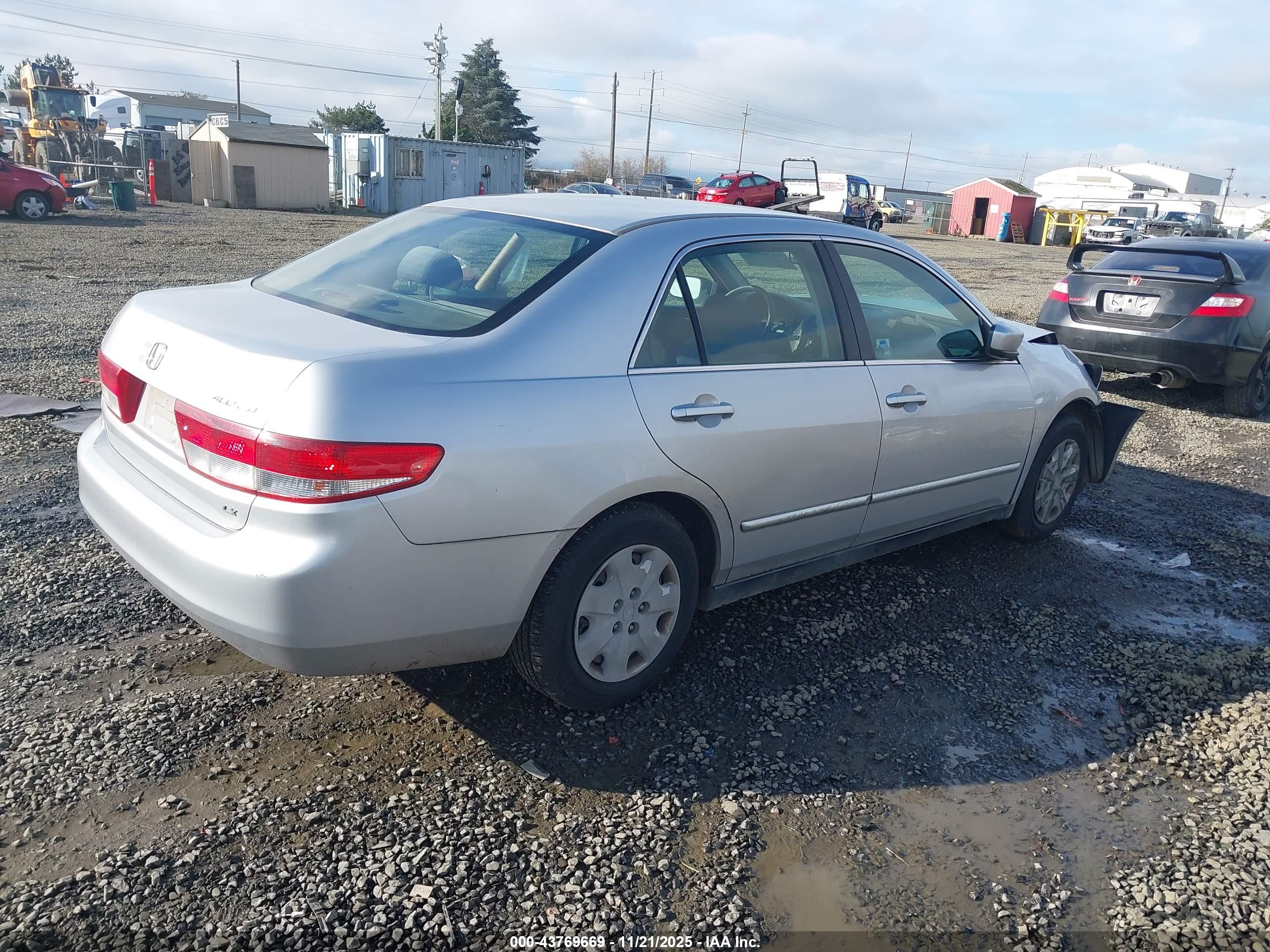 HONDA ACCORD image 4