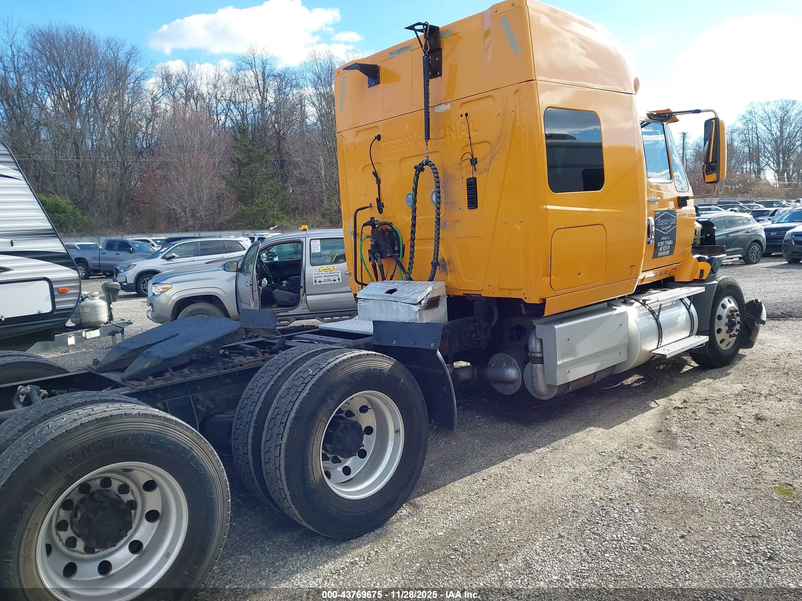 INTERNATIONAL PROSTAR image 4