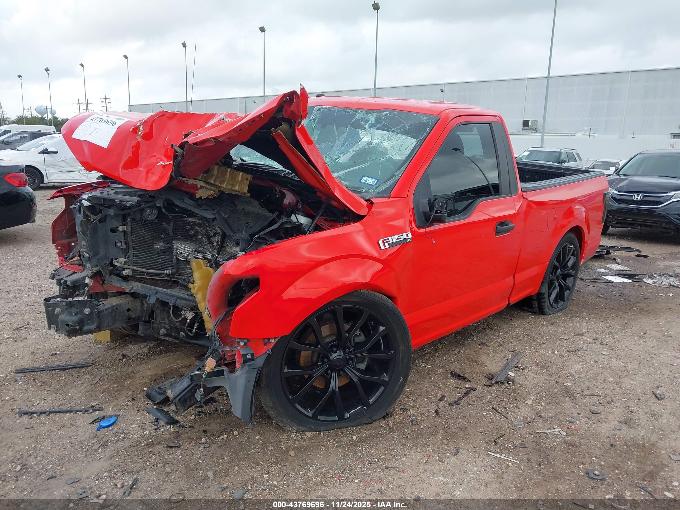 FORD F-150 image 2