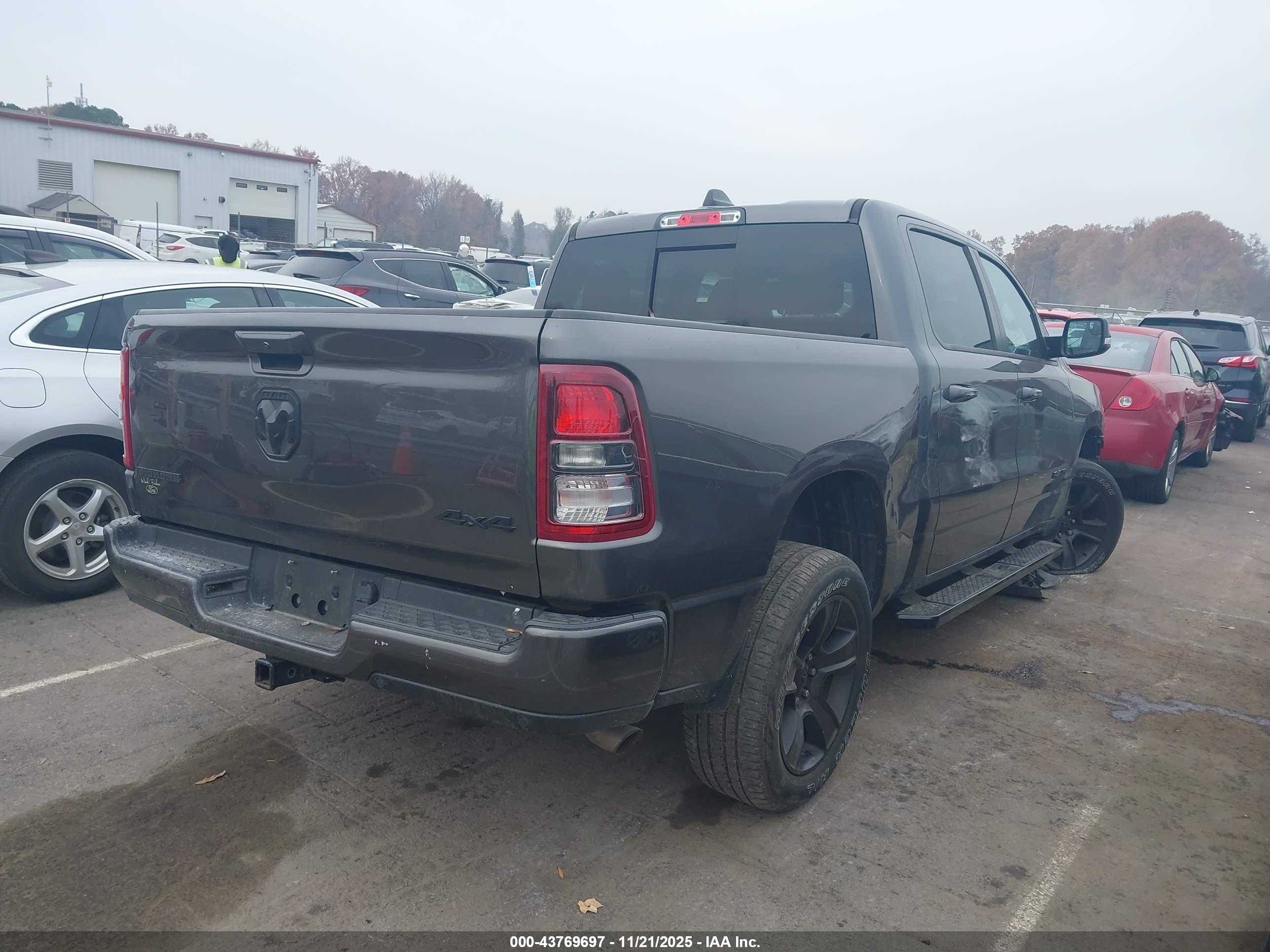RAM 1500 image 4