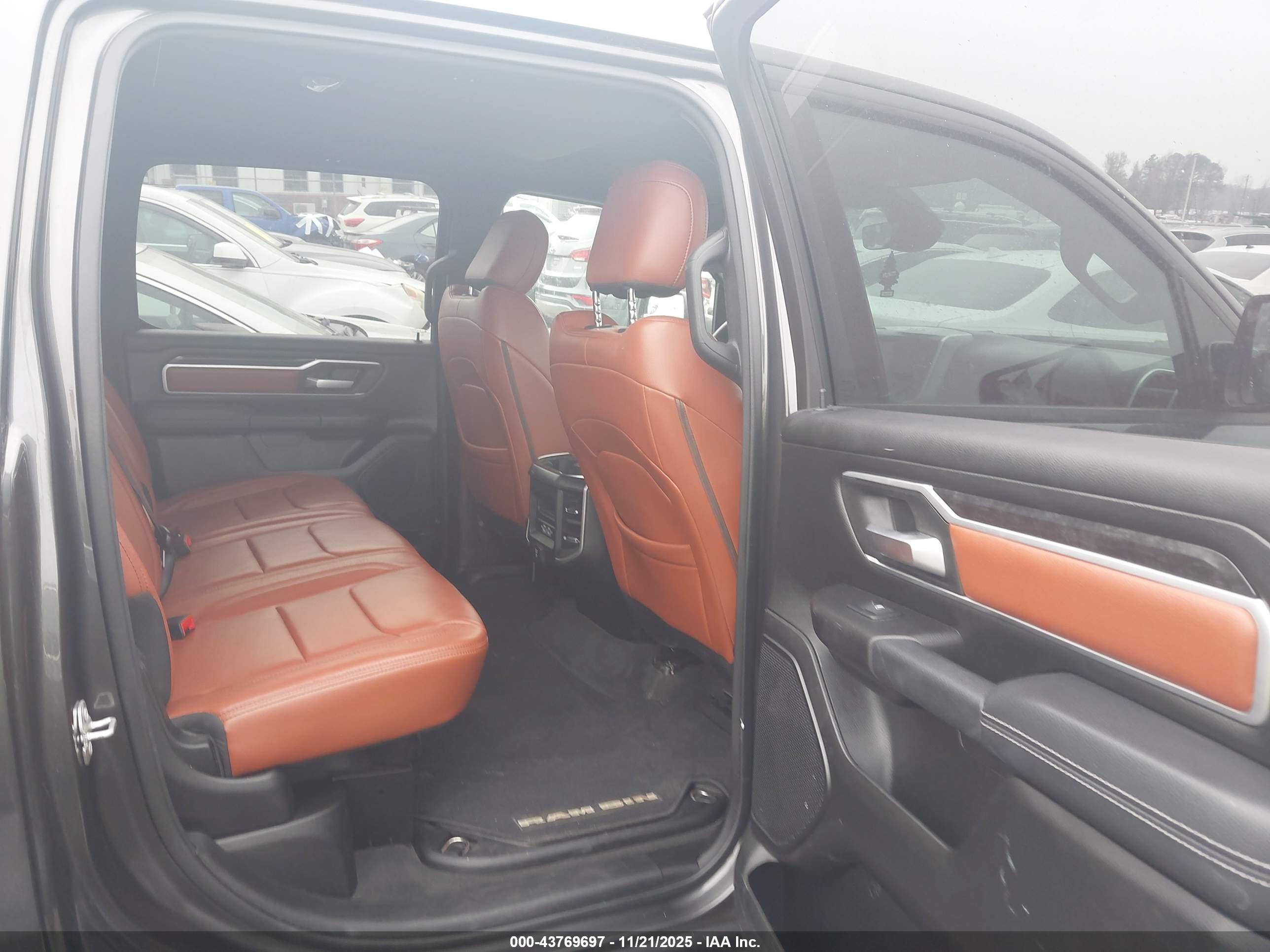 RAM 1500 image 8