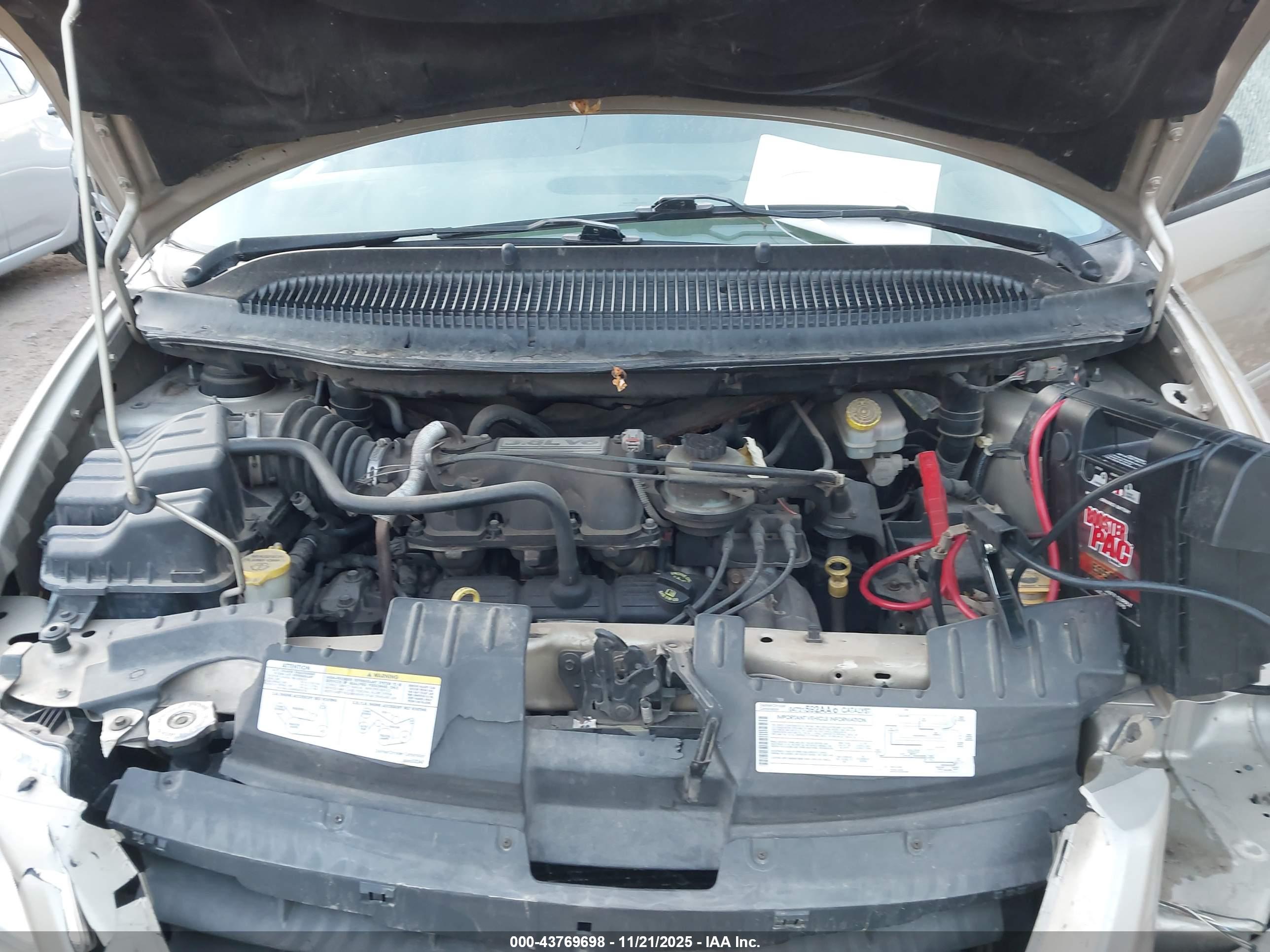 CHRYSLER TOWN image 10