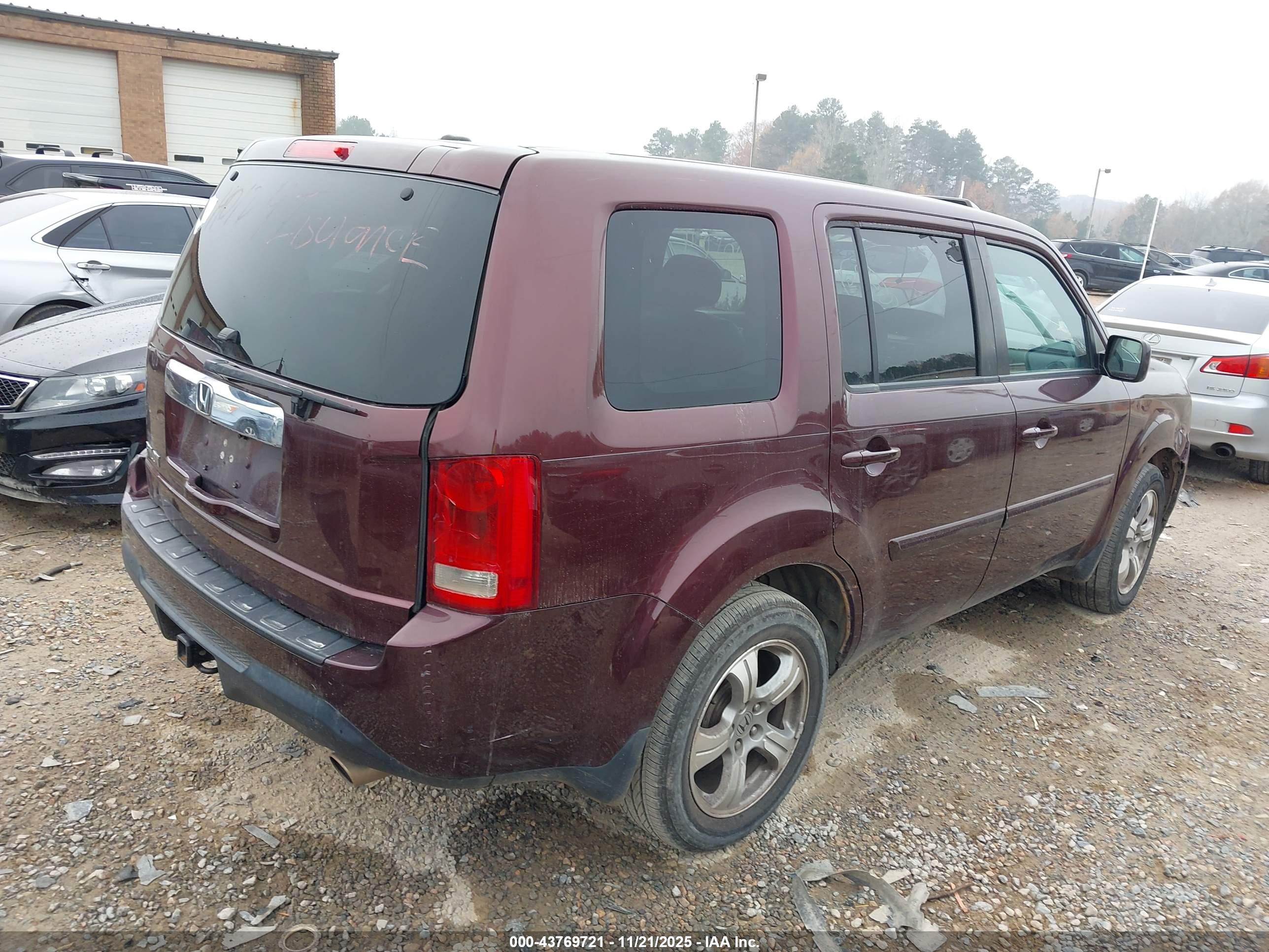 HONDA PILOT image 4