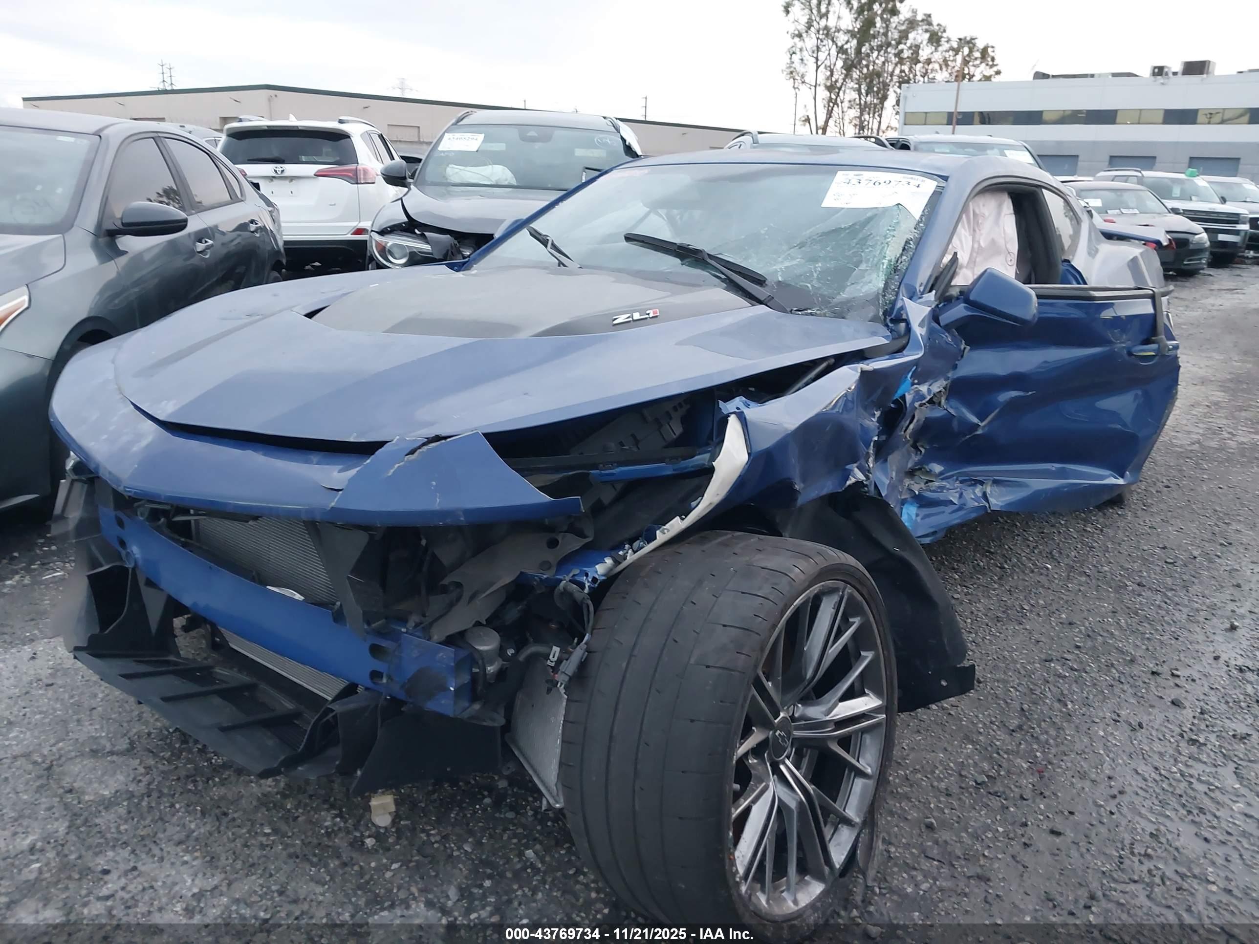 CHEVROLET CAMARO image 6