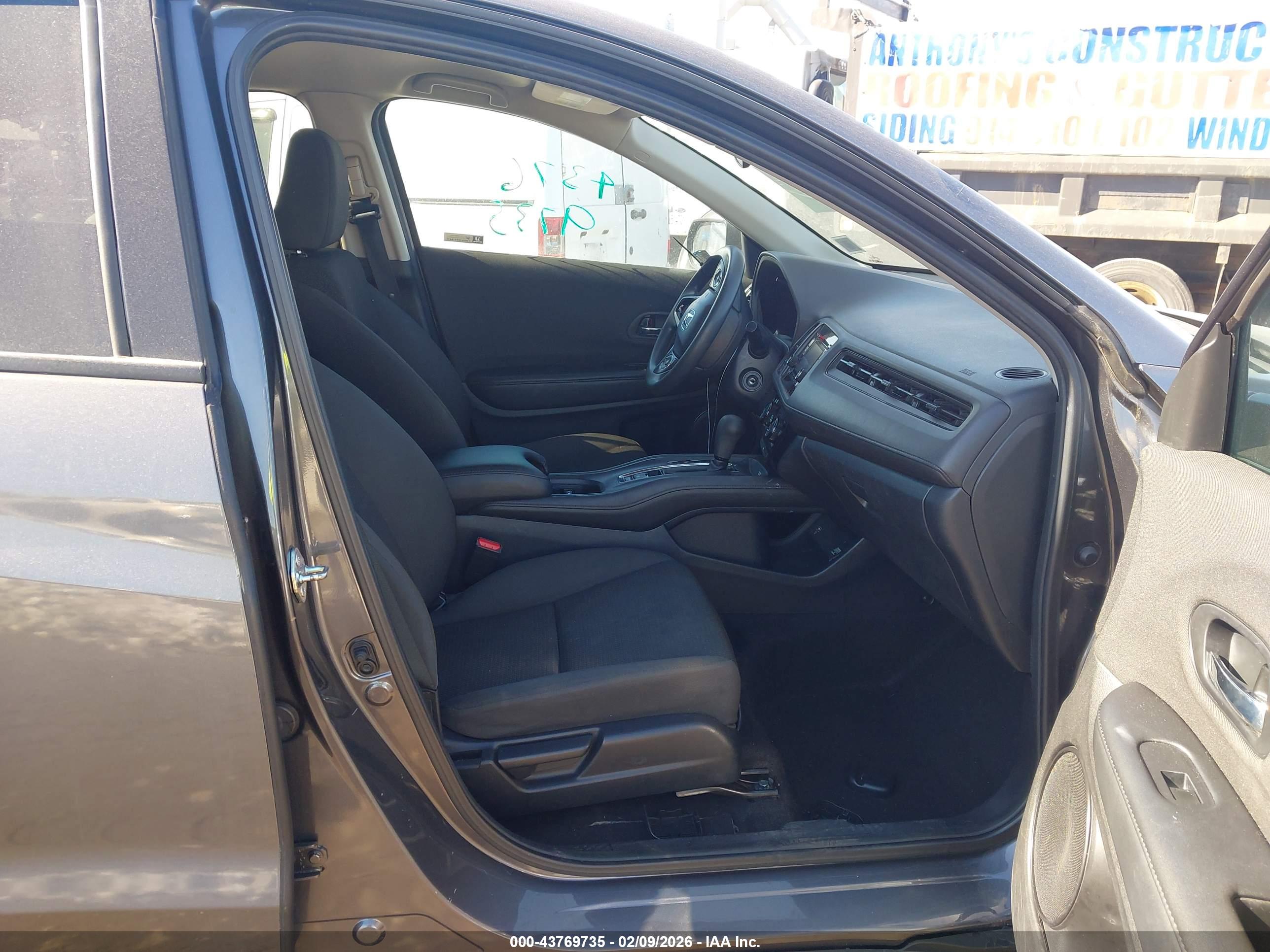 HONDA HR-V image 5