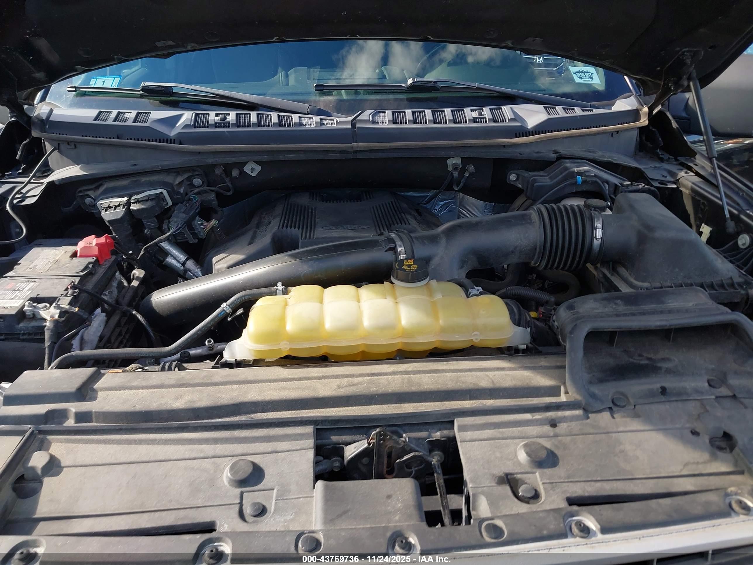 FORD F-150 image 10