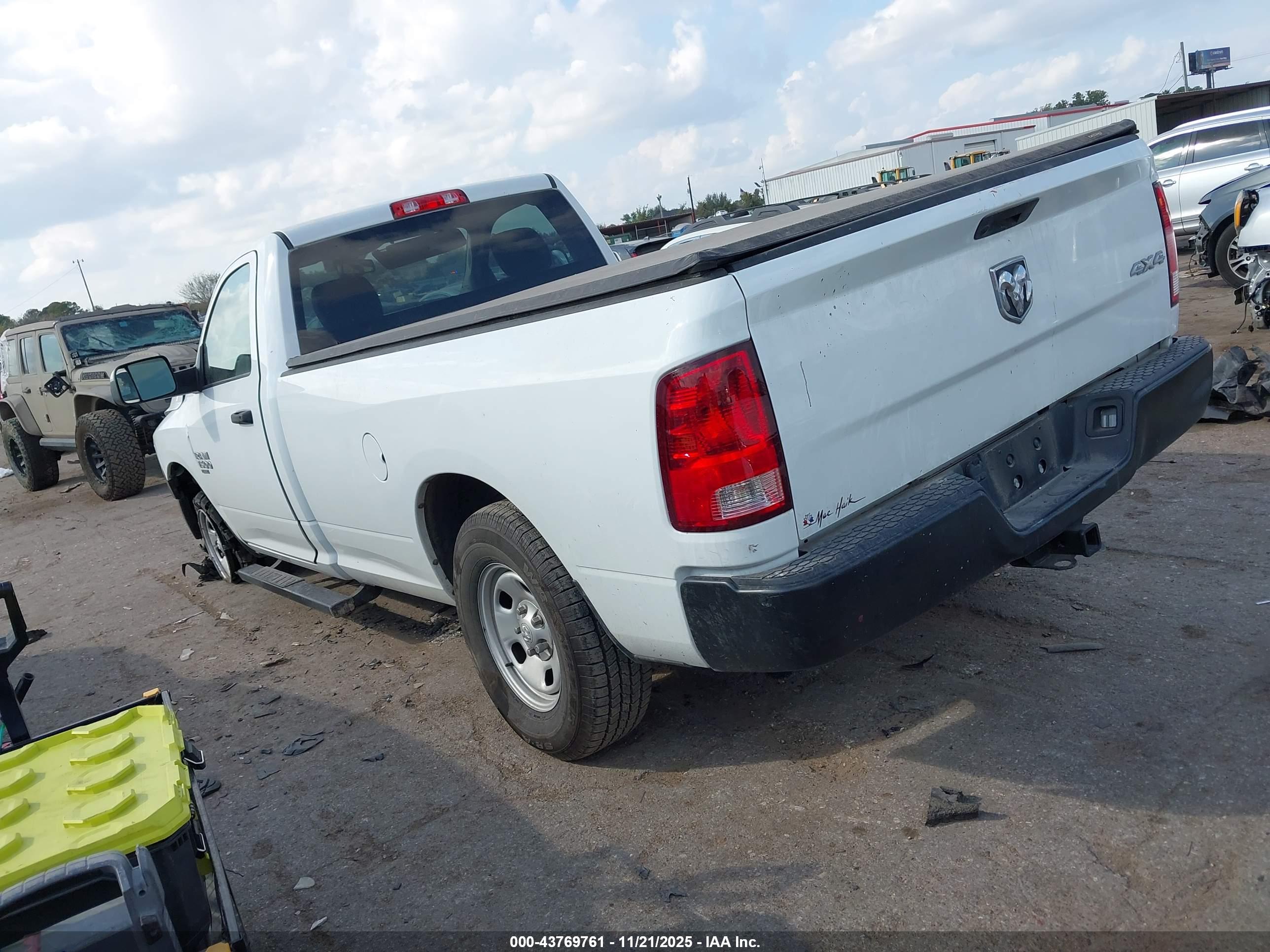 RAM 1500 image 3