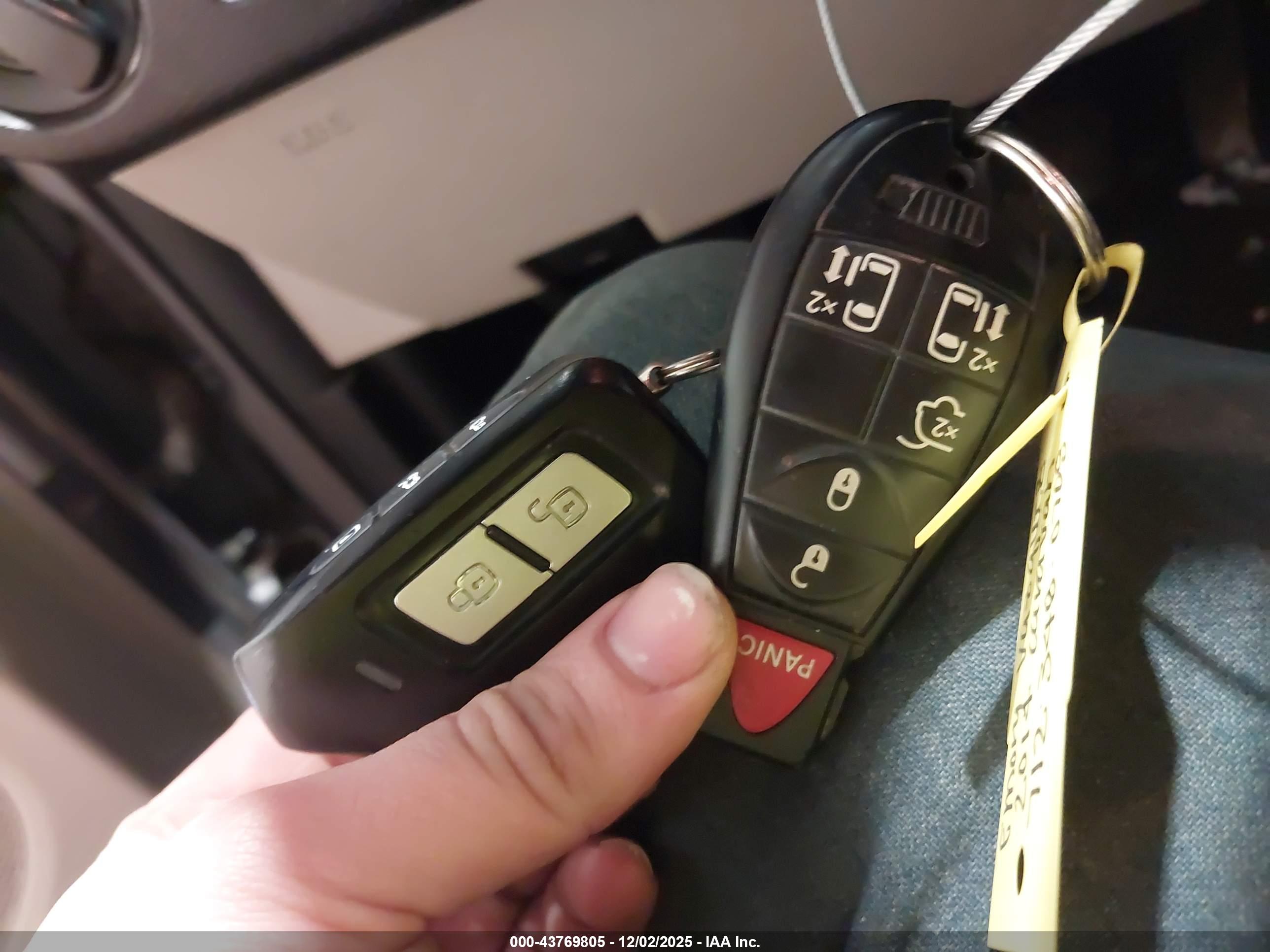 DODGE GRAND image 11