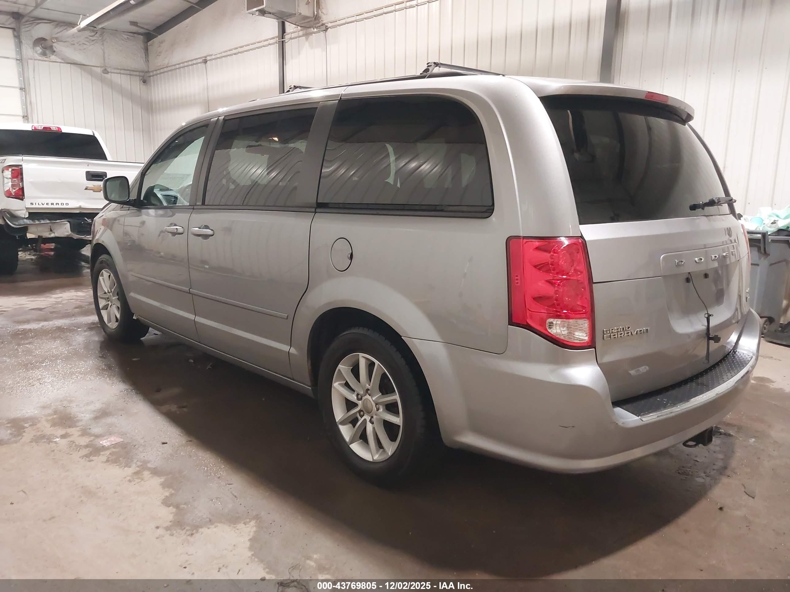 DODGE GRAND image 3