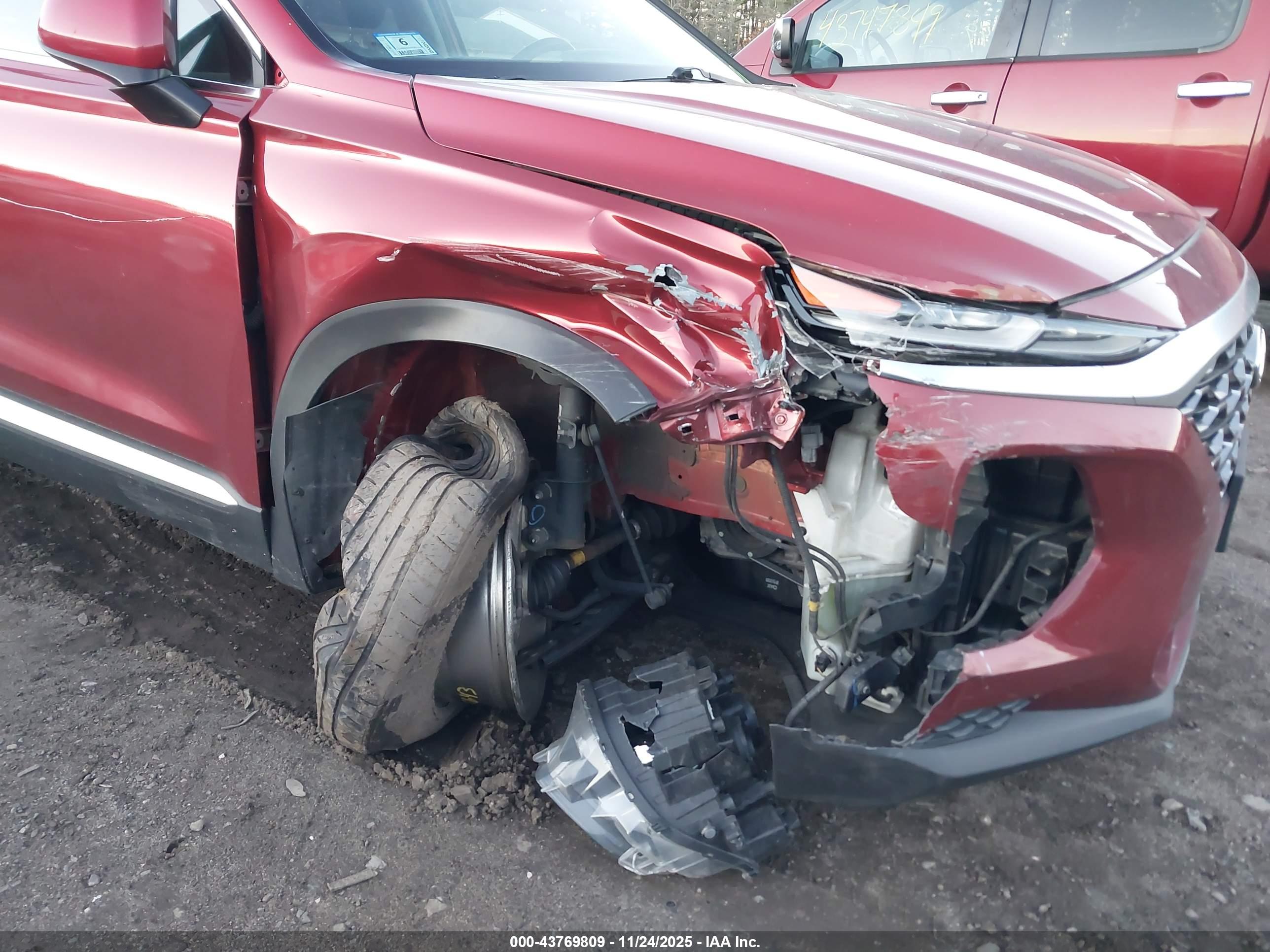 HYUNDAI SANTA image 6