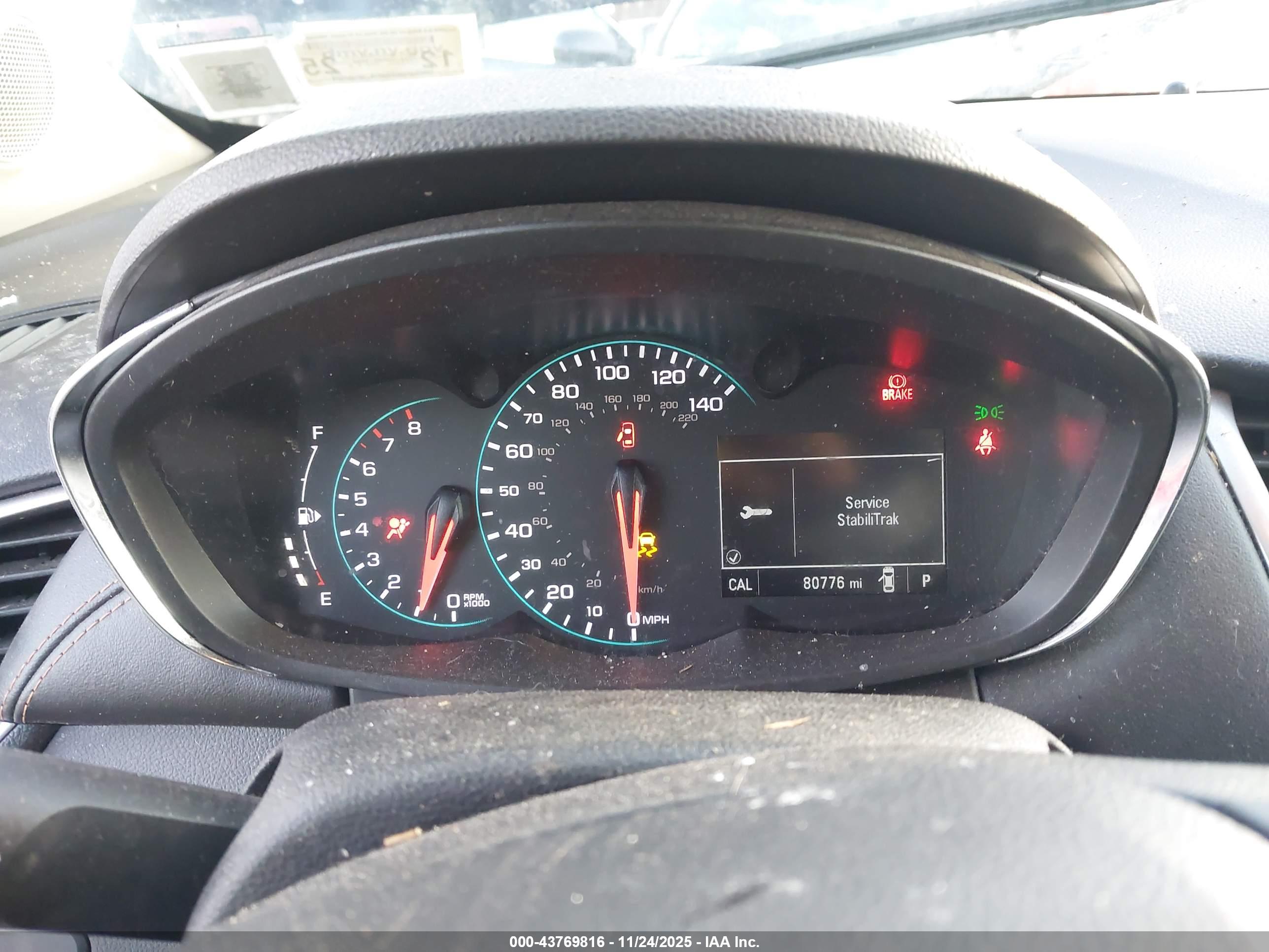 CHEVROLET TRAX image 7