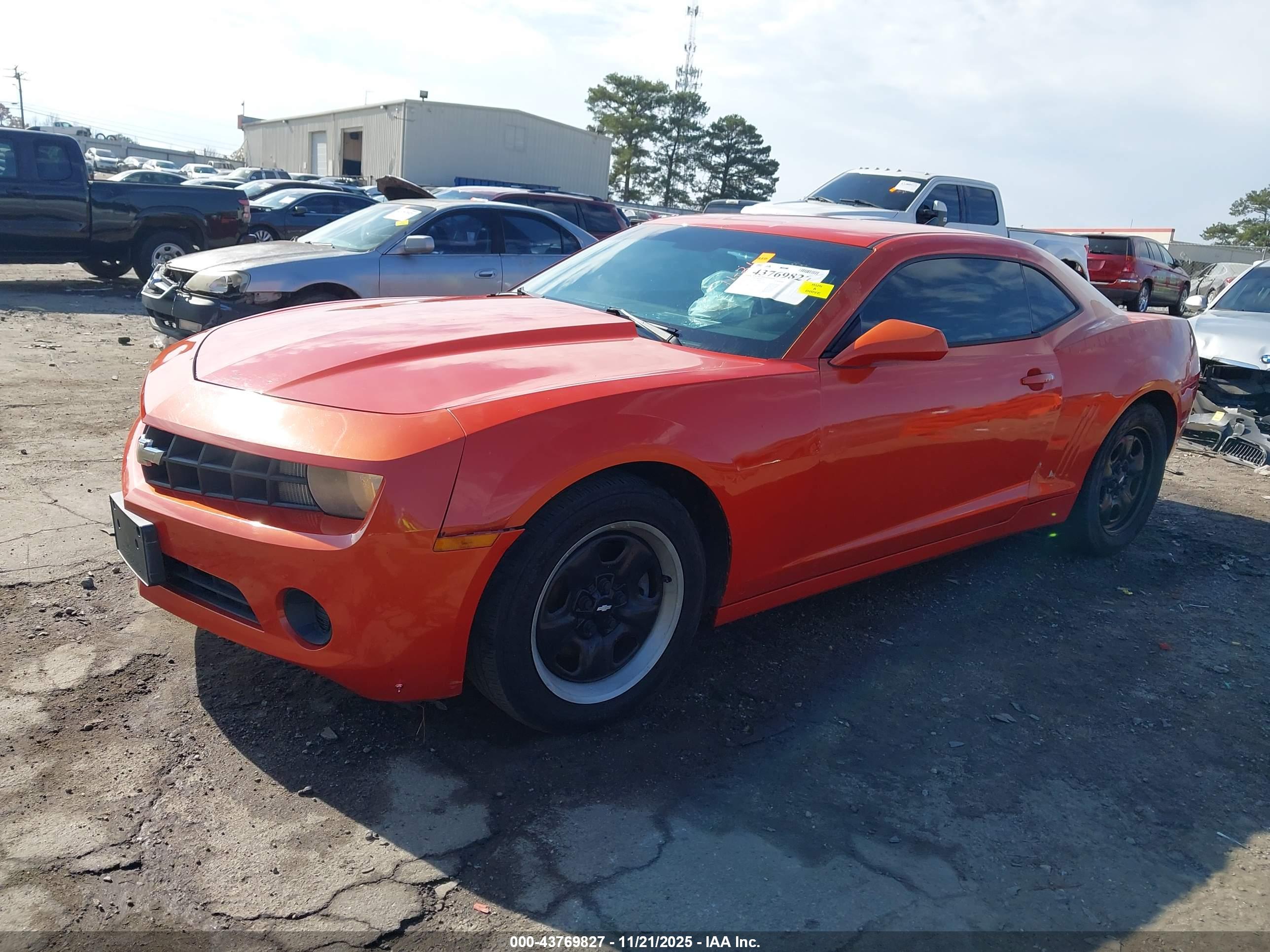 CHEVROLET CAMARO image 2