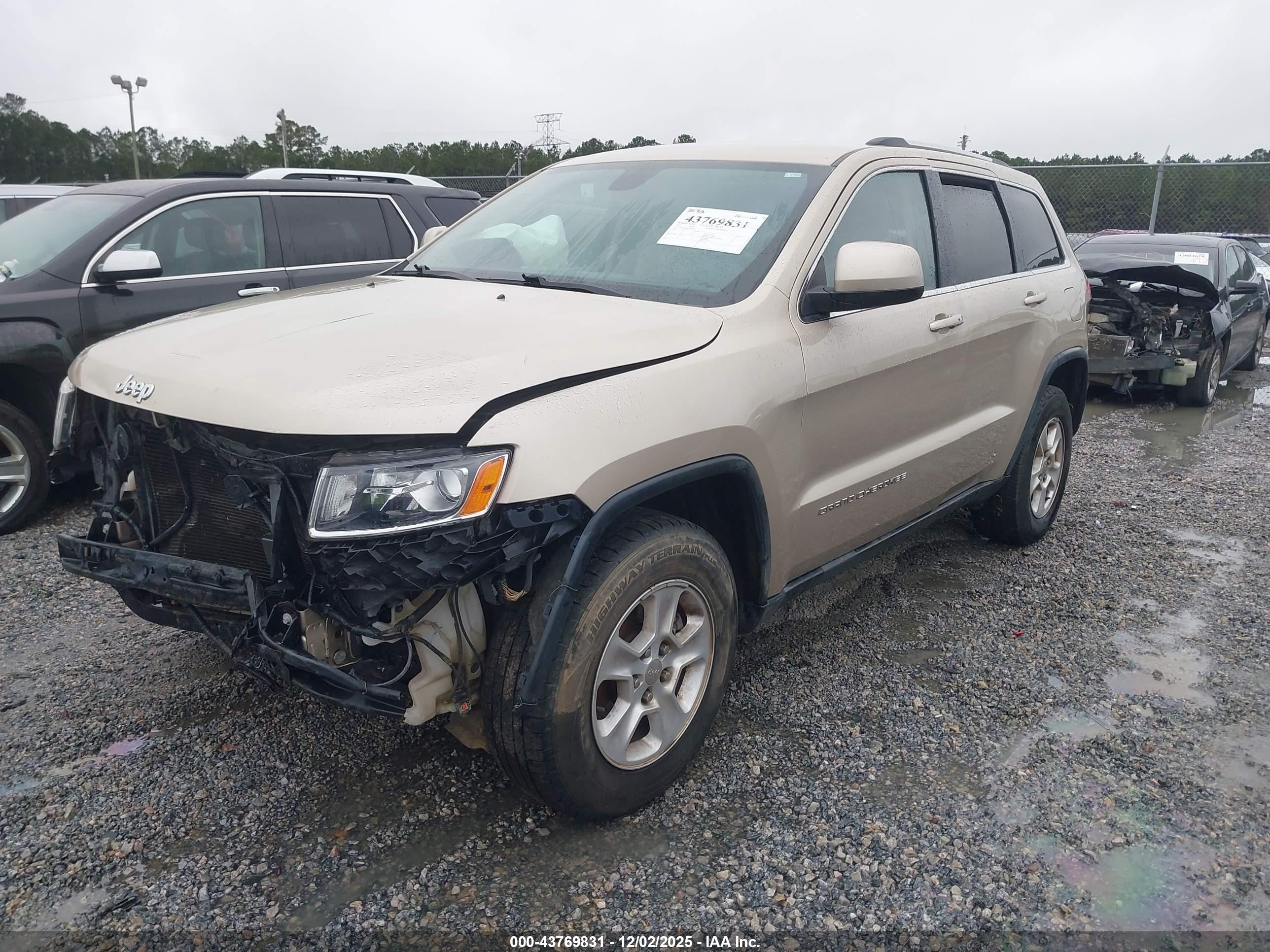 JEEP GRAND image 2