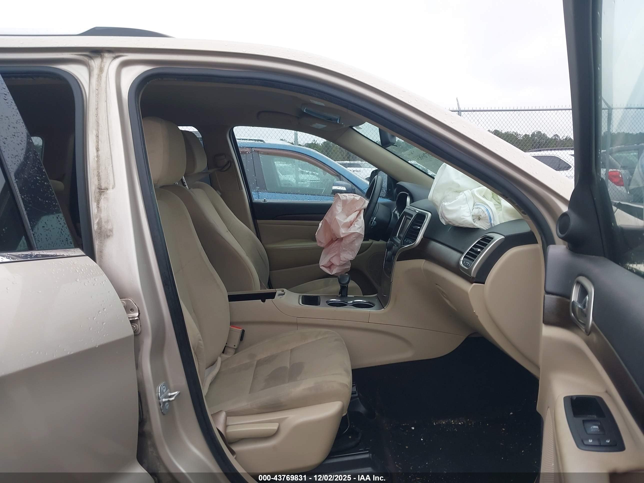 JEEP GRAND image 5