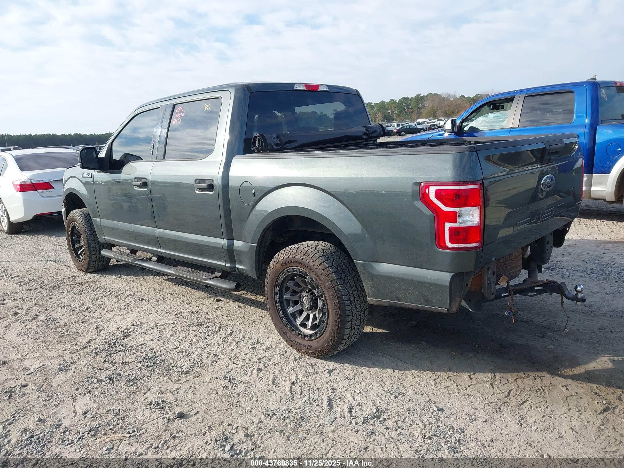 FORD F-150 image 3