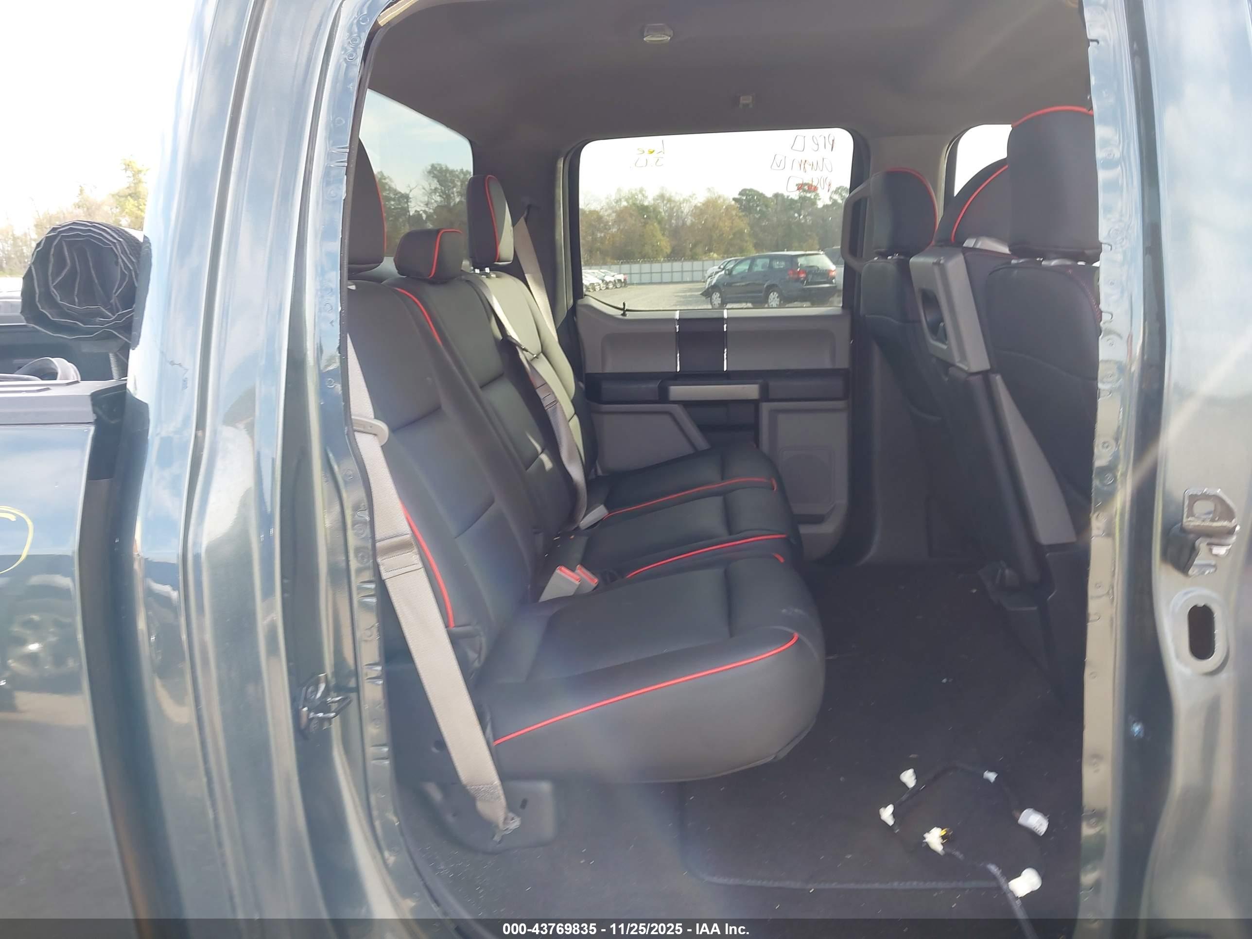 FORD F-150 image 8