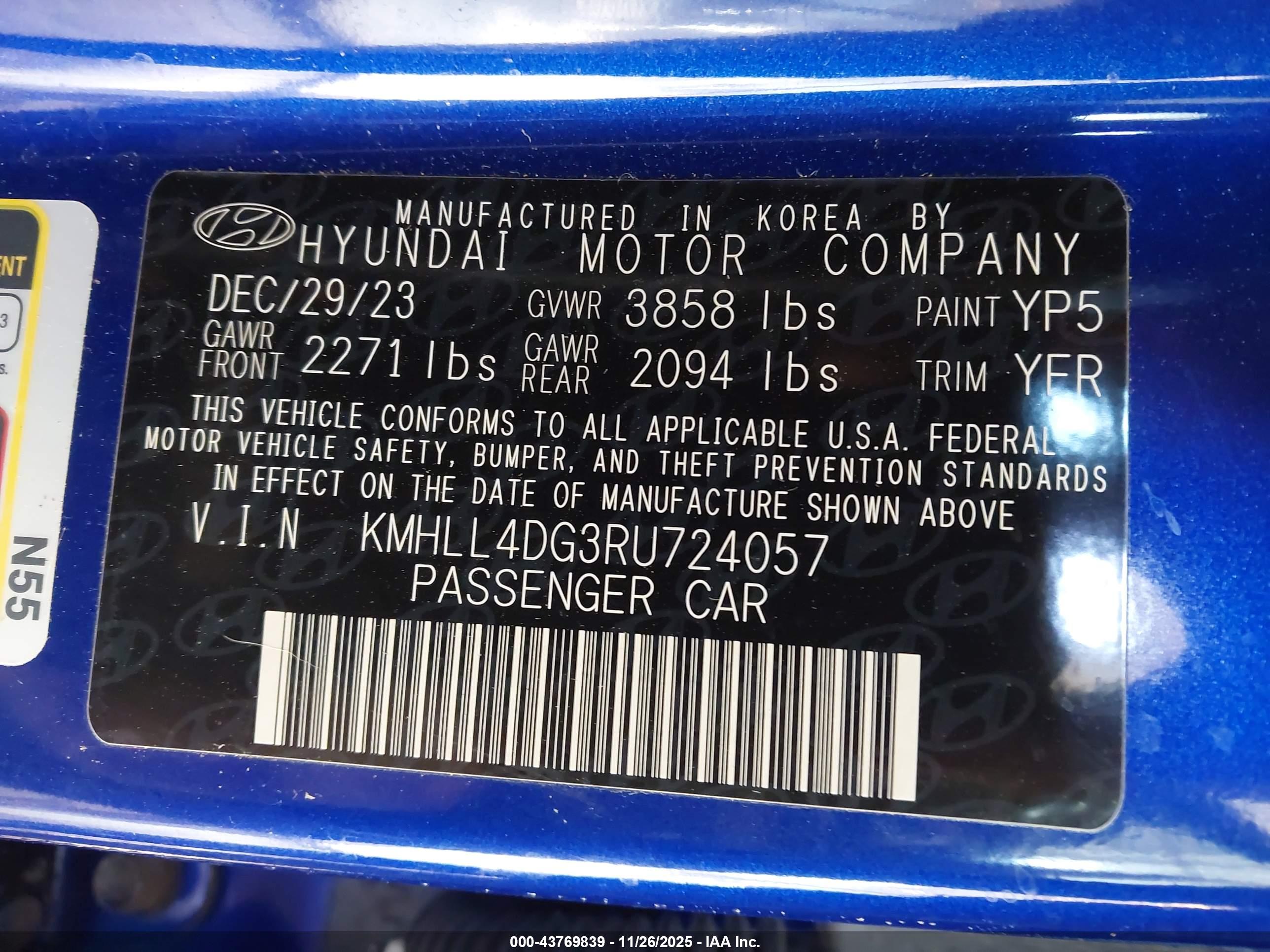 HYUNDAI ELANTRA image 9