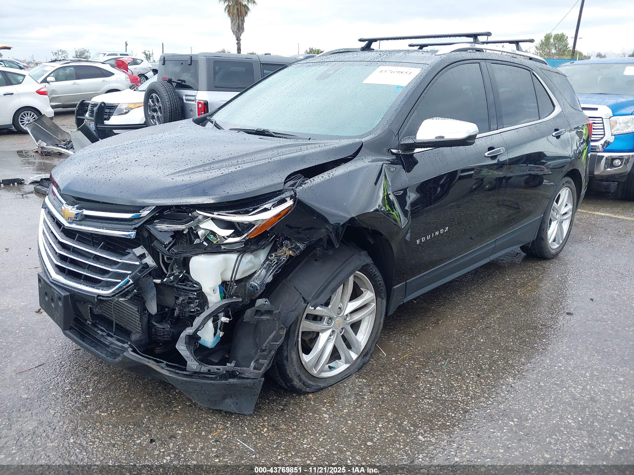 CHEVROLET EQUINOX image 2