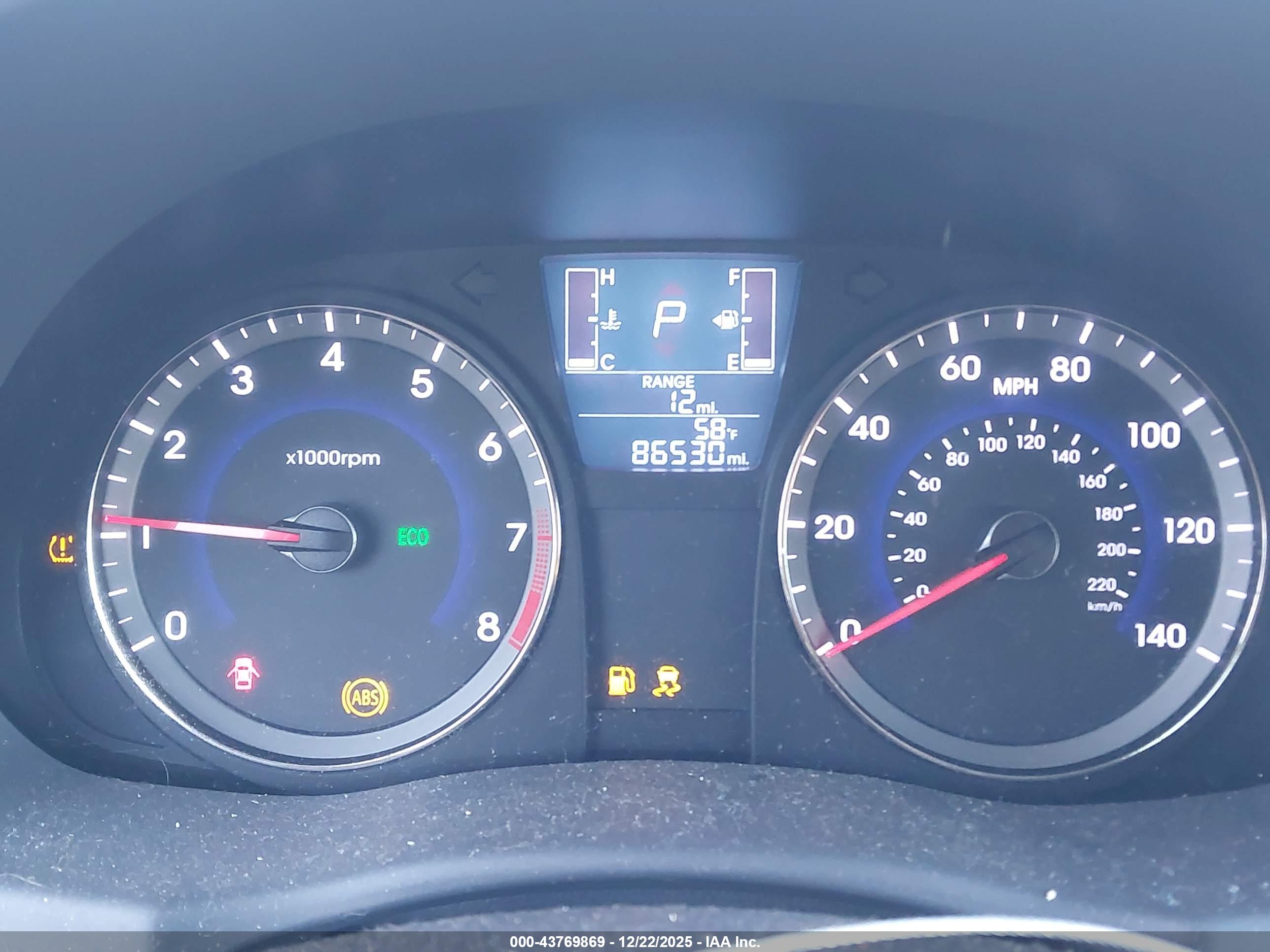 HYUNDAI ACCENT image 7