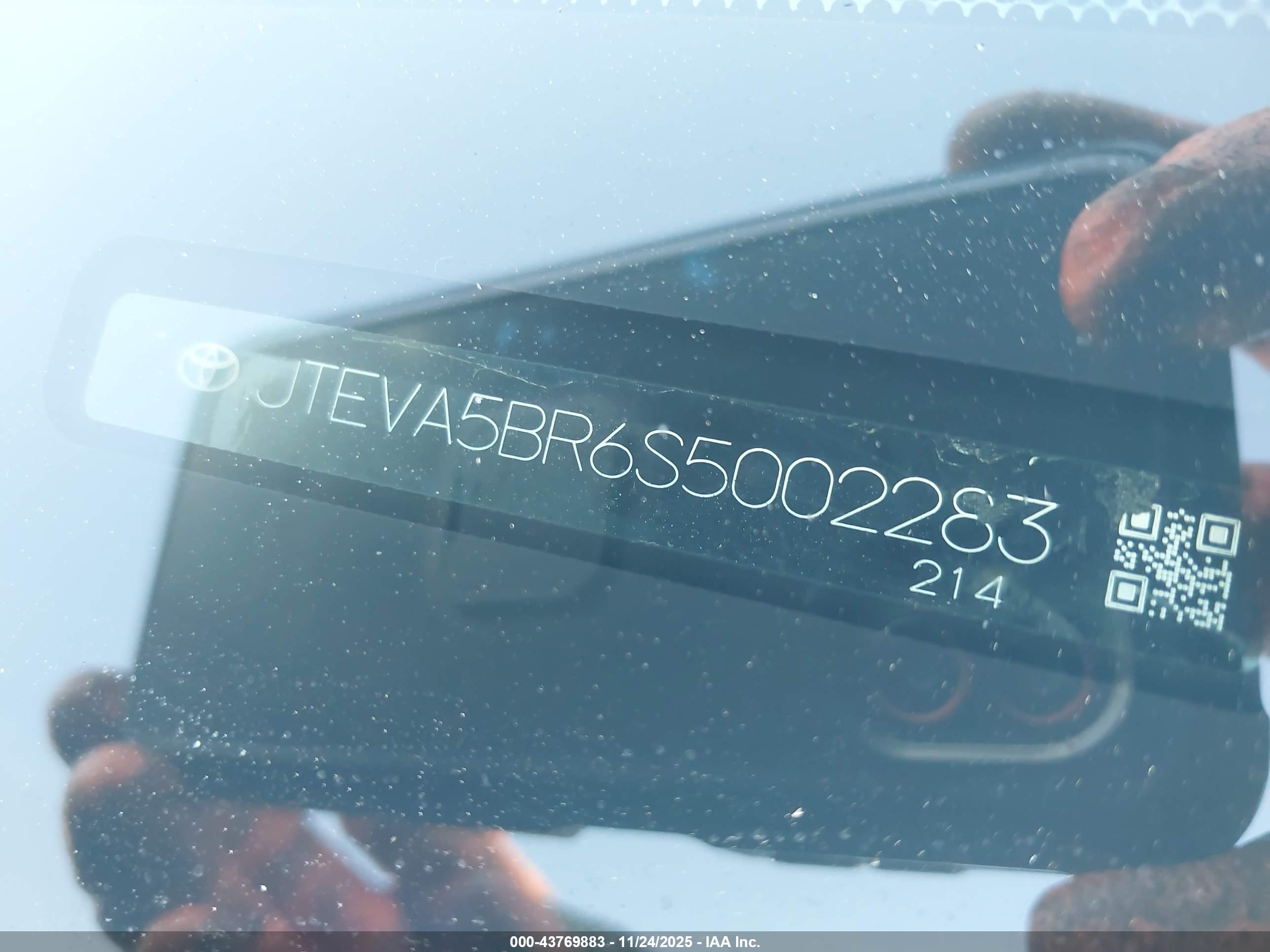 TOYOTA 4RUNNER image 9