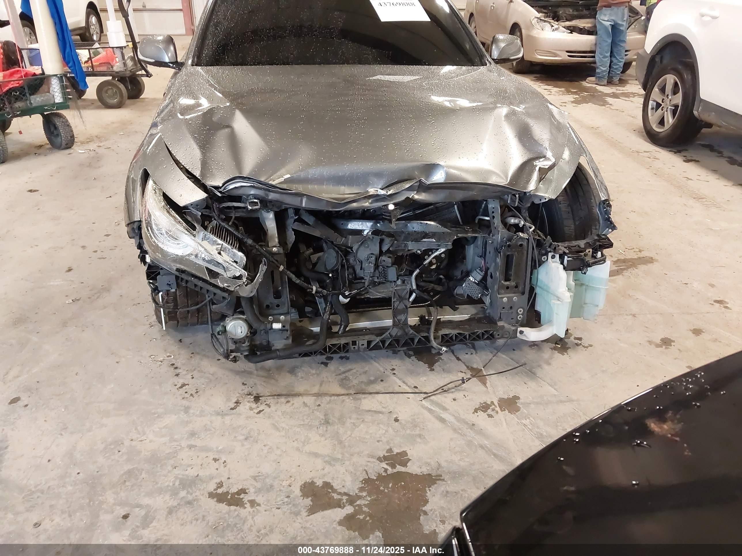 INFINITI Q50 image 6