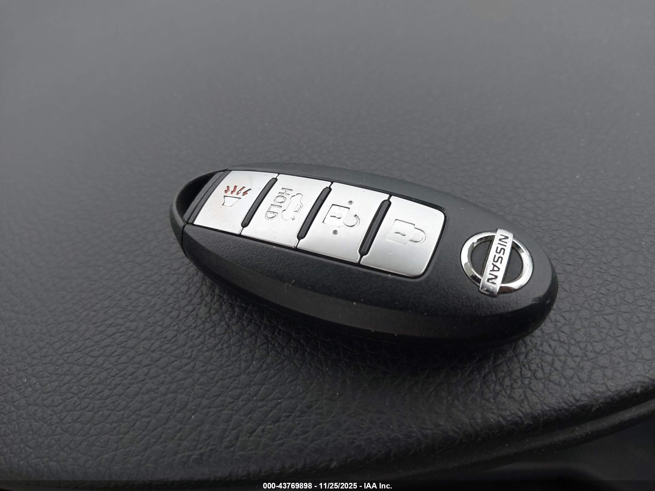 NISSAN SENTRA image 11
