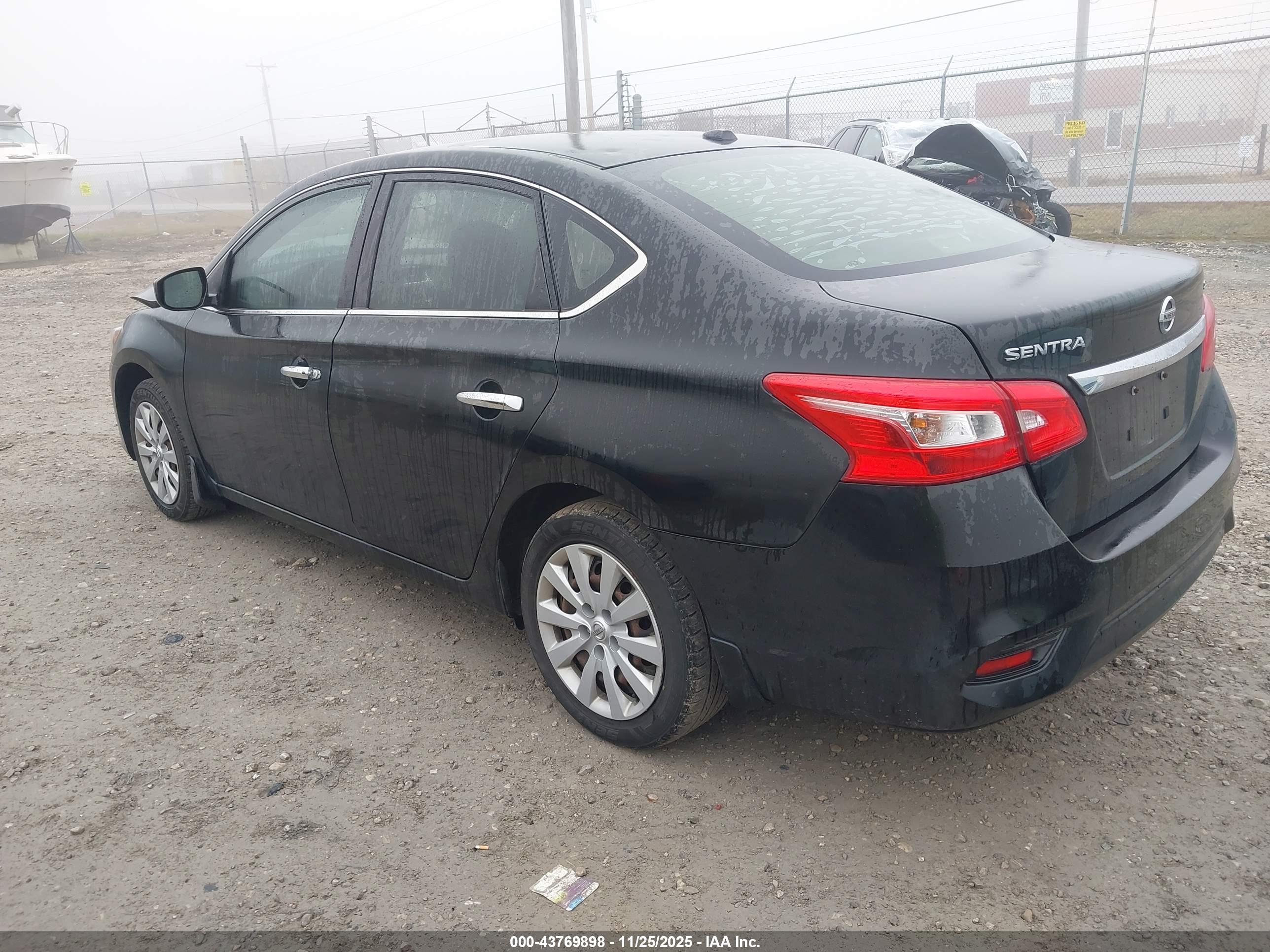 NISSAN SENTRA image 3