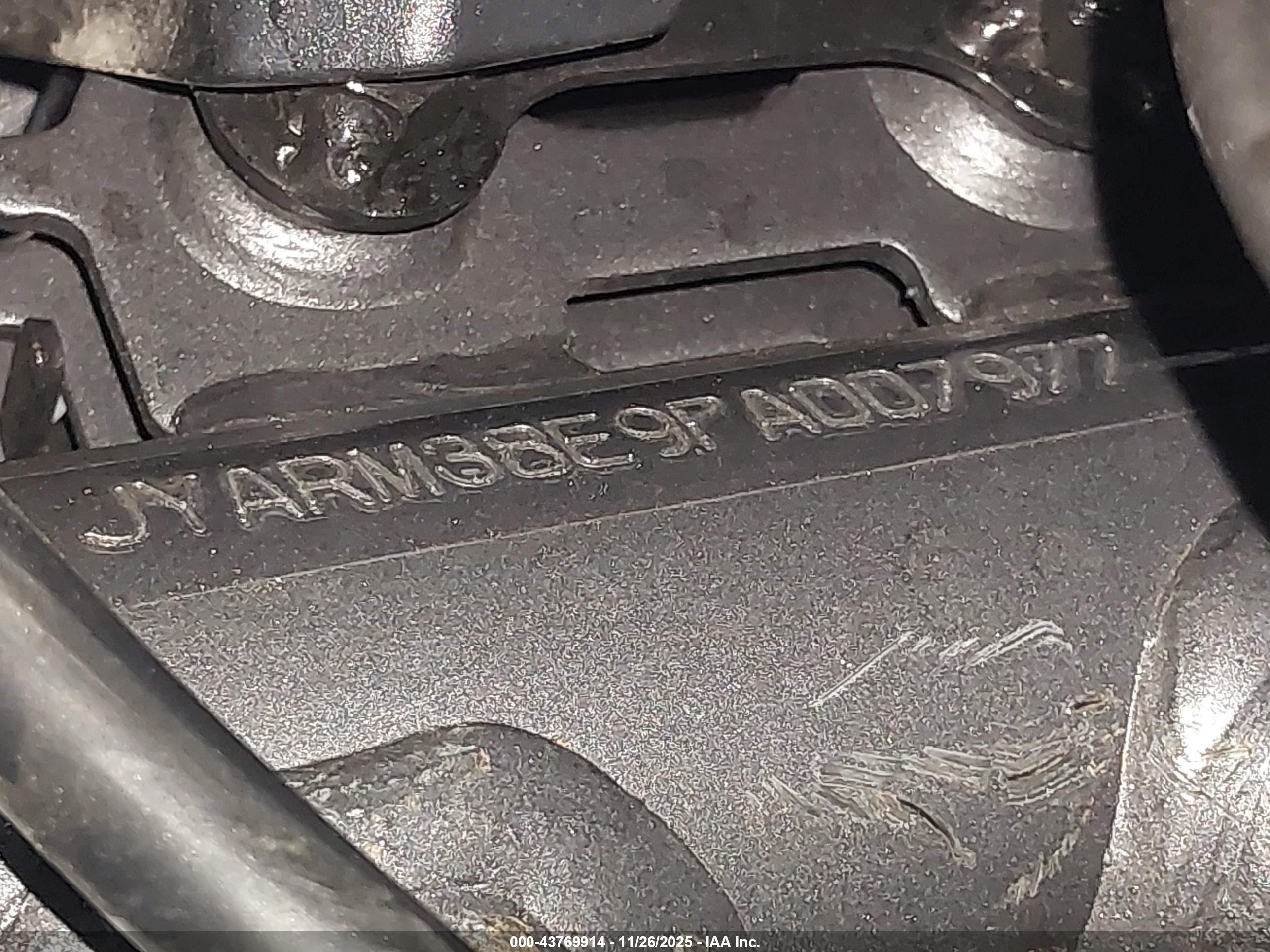 YAMAHA YZFR7 image 10