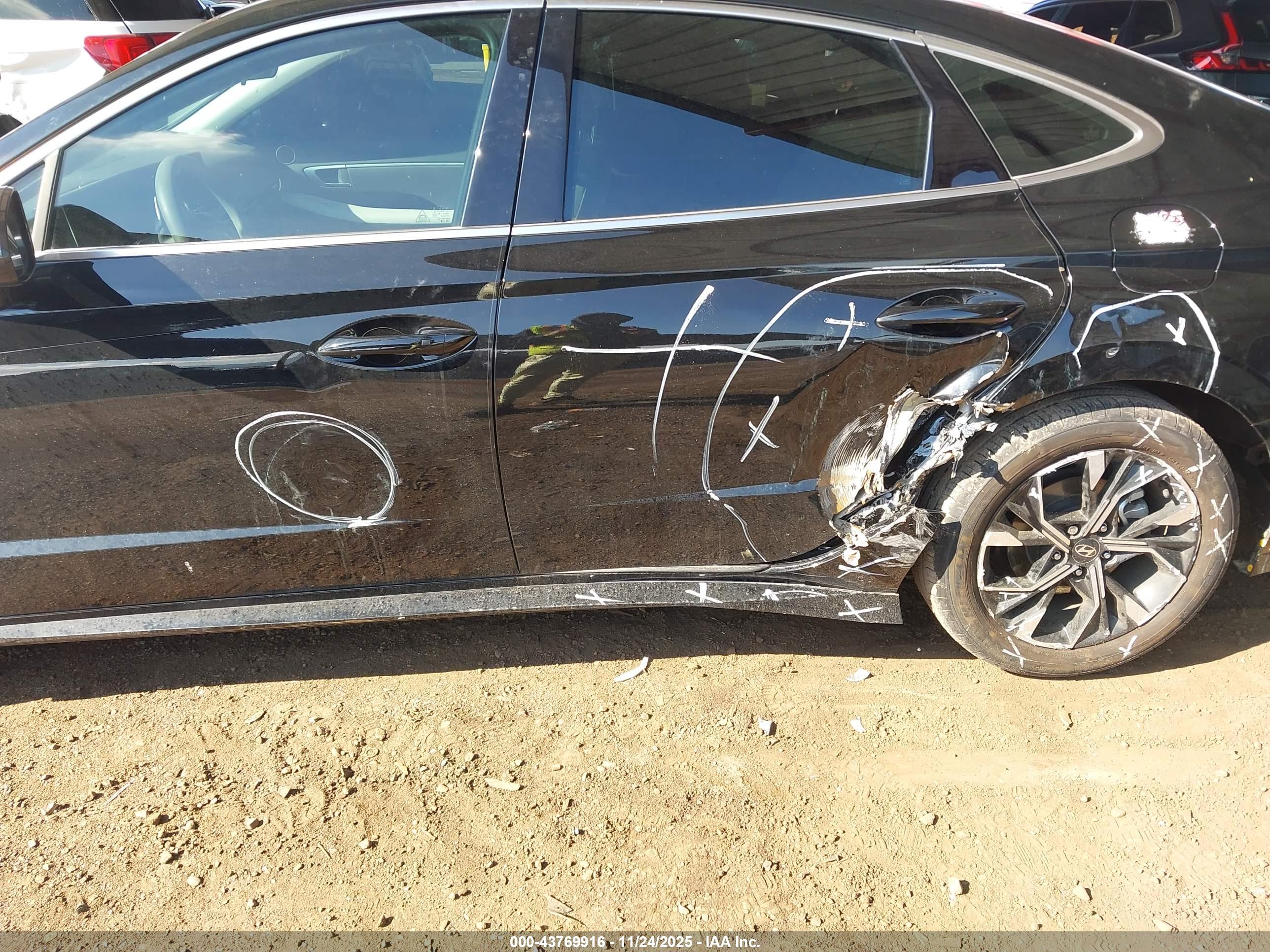 HYUNDAI SONATA image 6
