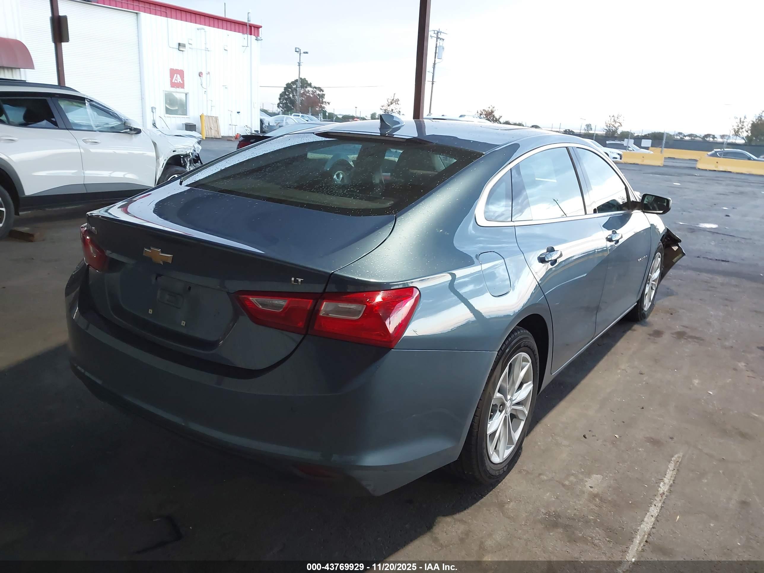 CHEVROLET MALIBU image 4