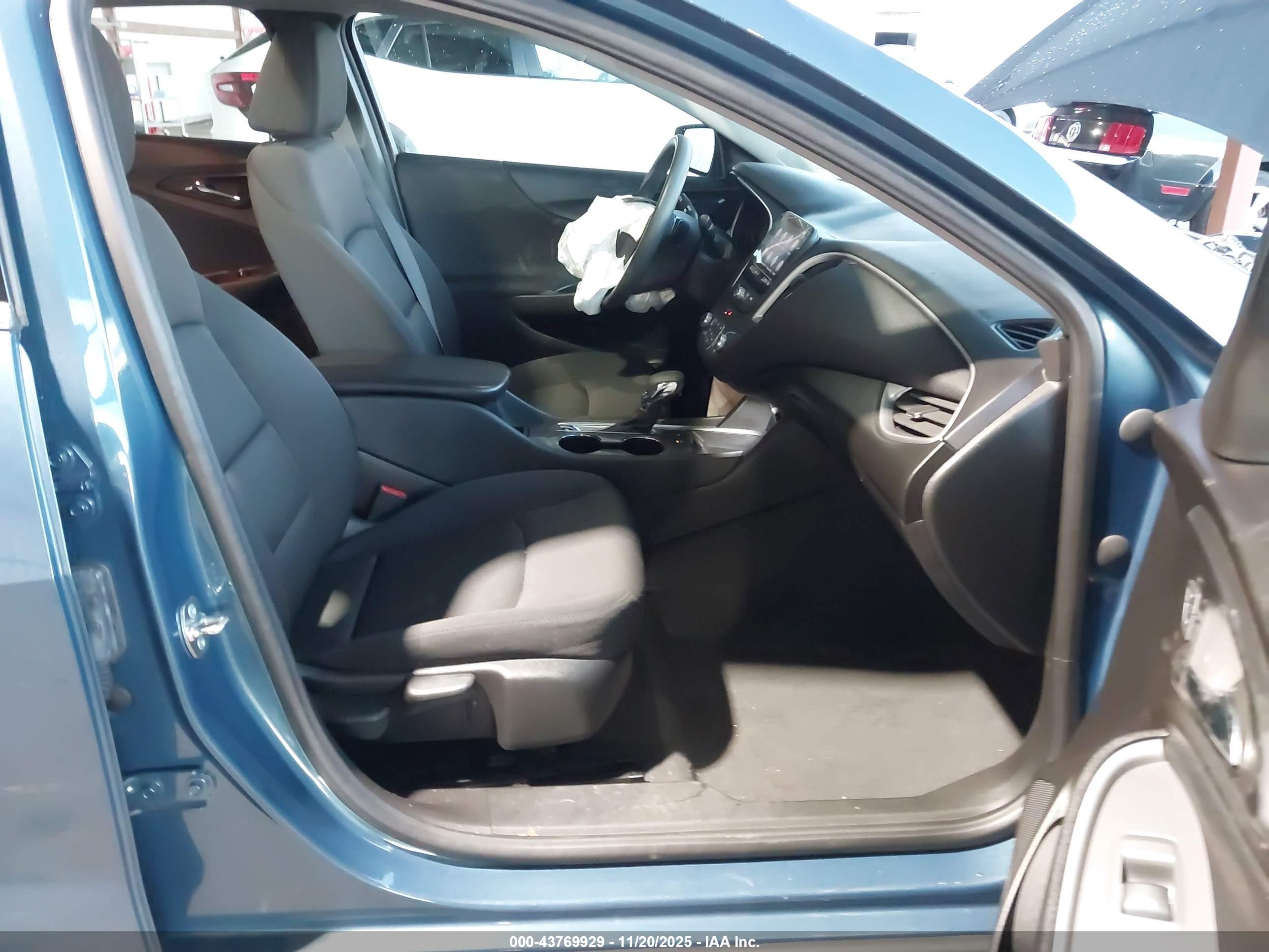 CHEVROLET MALIBU image 5