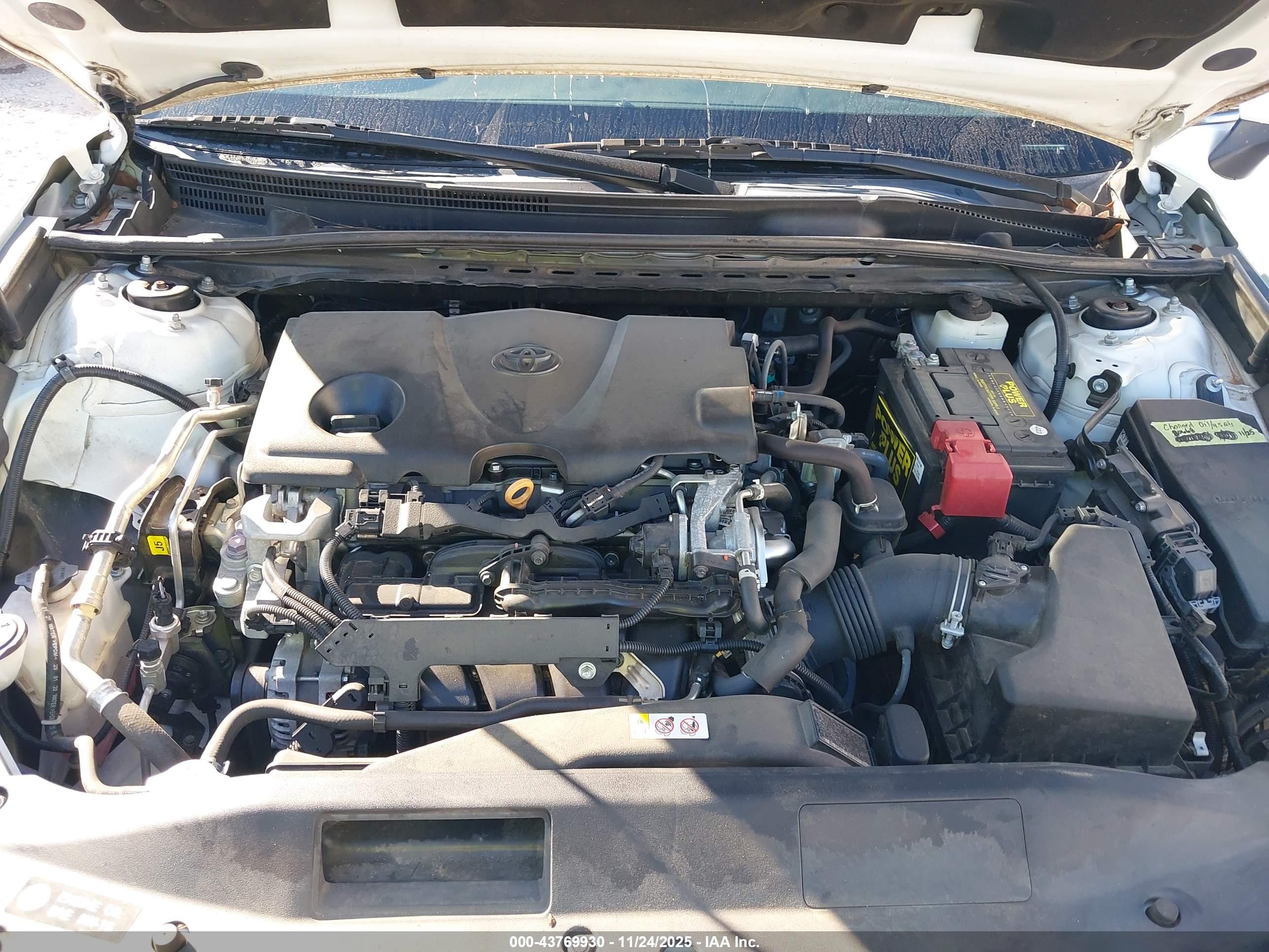 TOYOTA CAMRY image 10