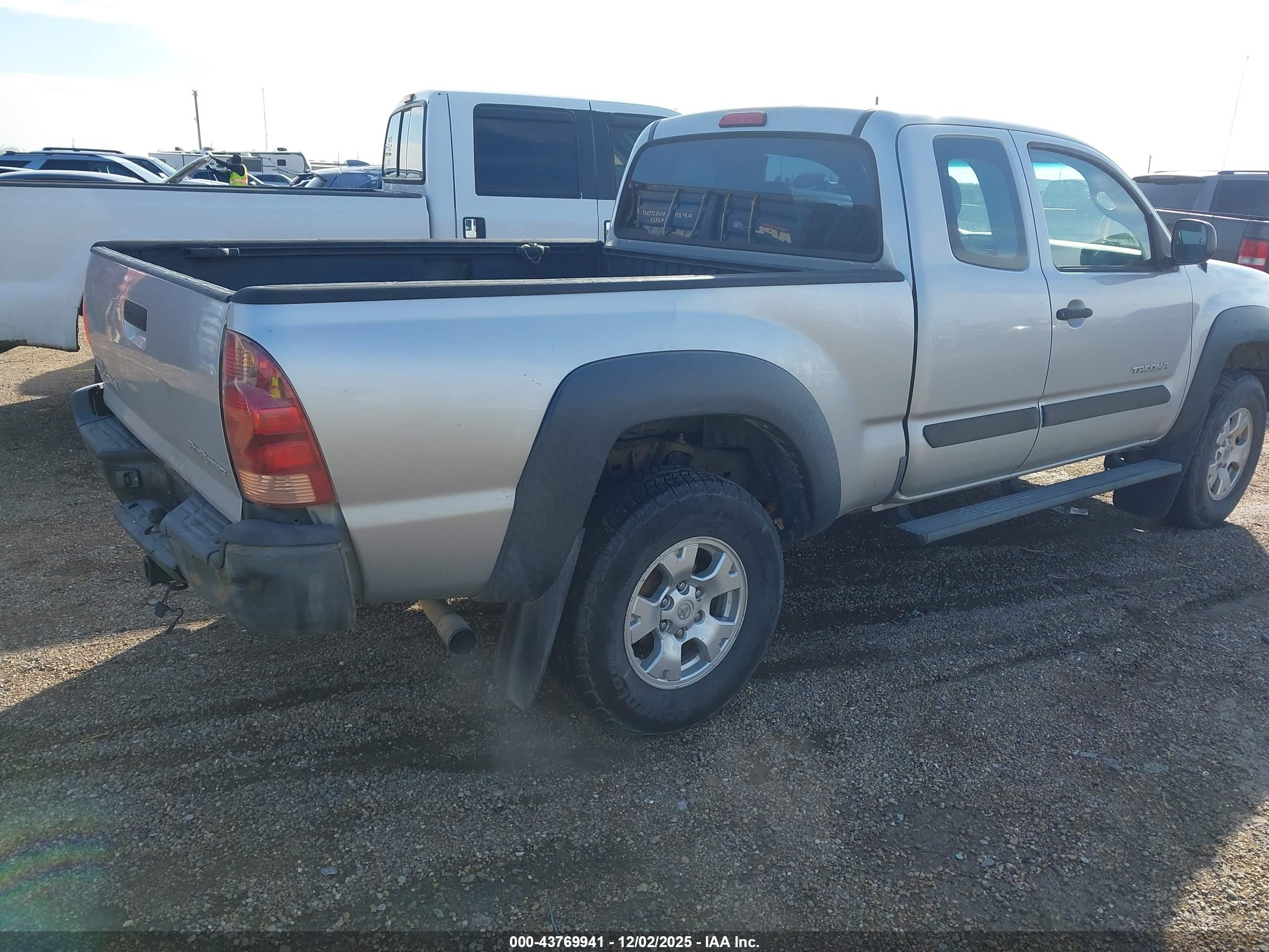 TOYOTA TACOMA image 4