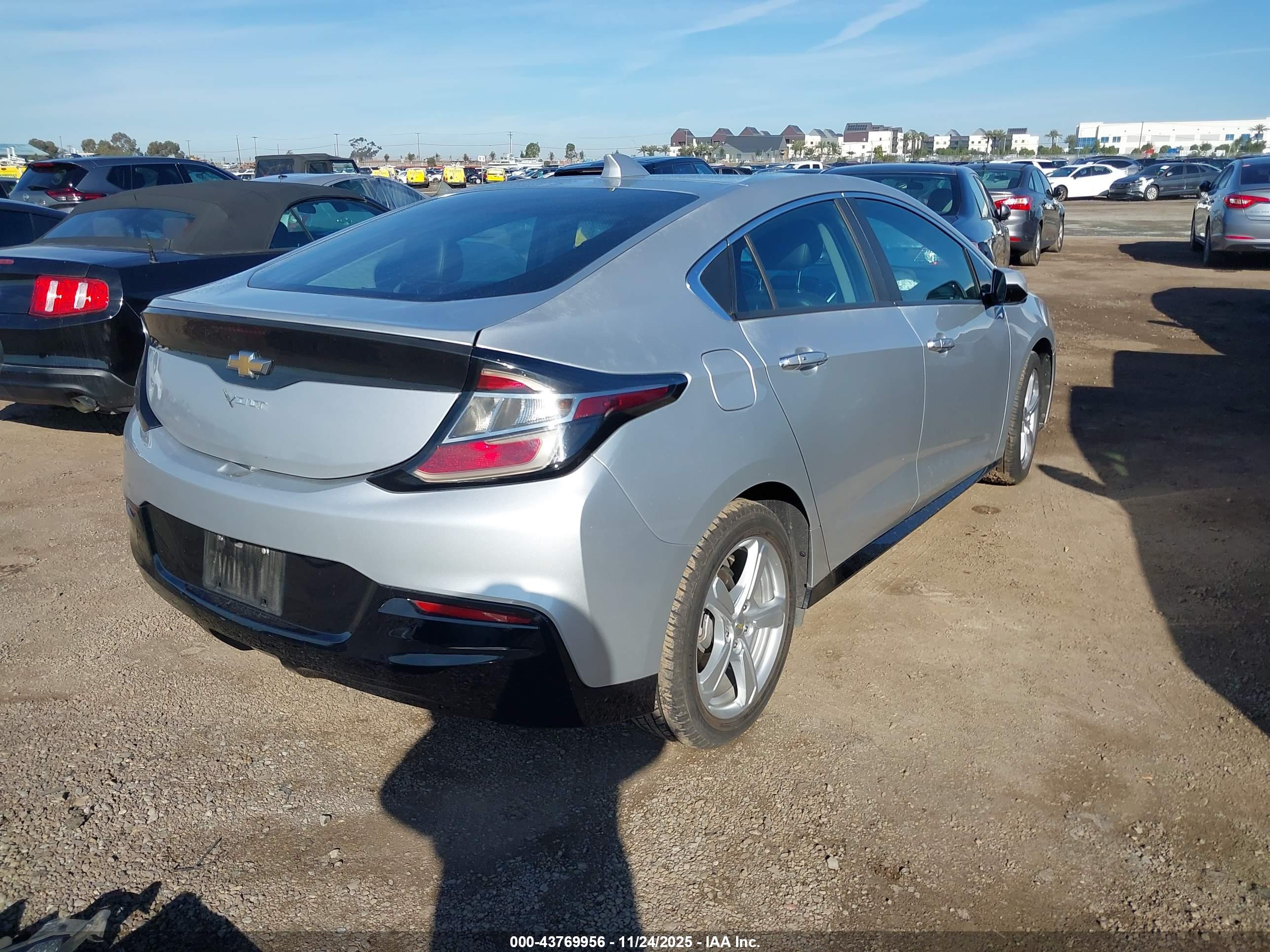 CHEVROLET VOLT image 4