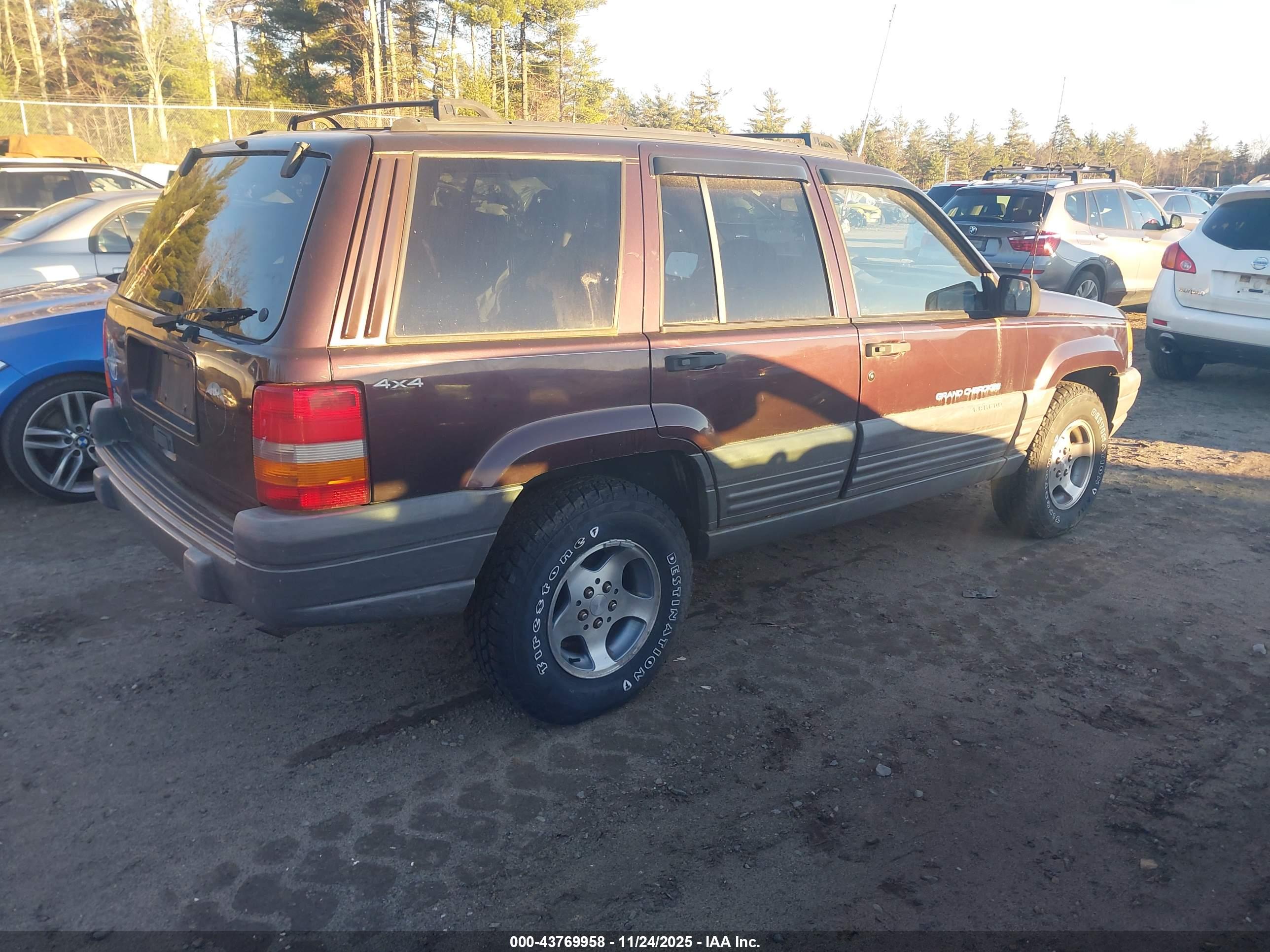 JEEP GRAND image 4