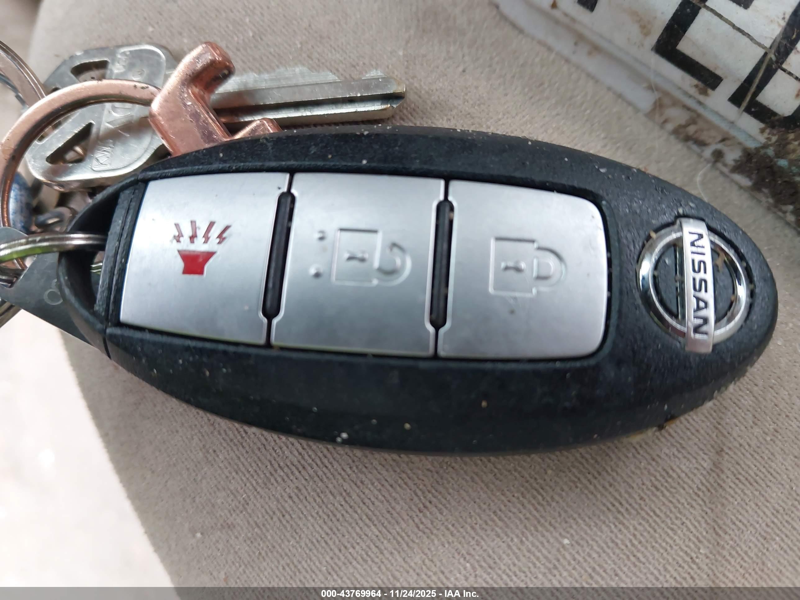 NISSAN PATHFINDER image 11