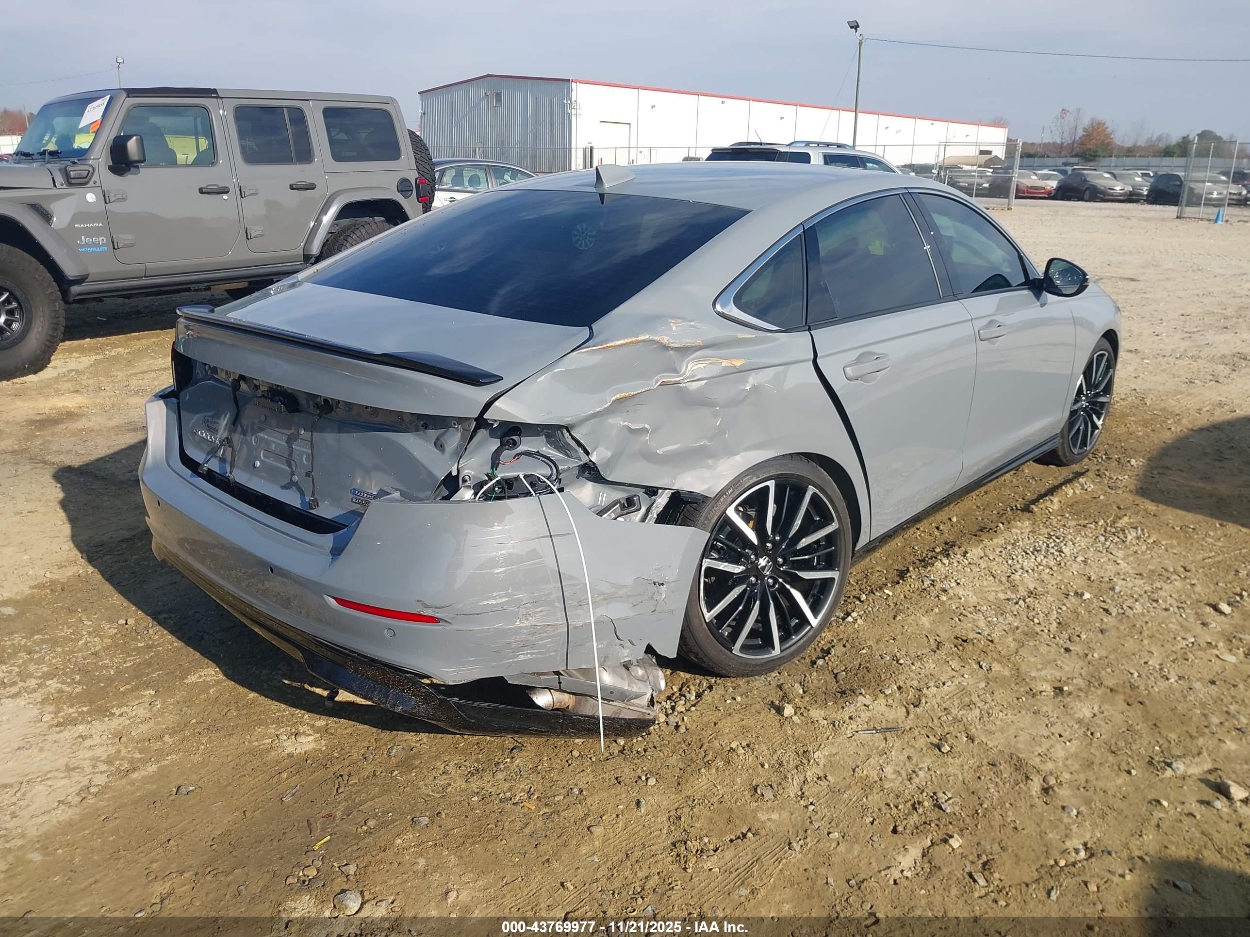 HONDA ACCORD image 4