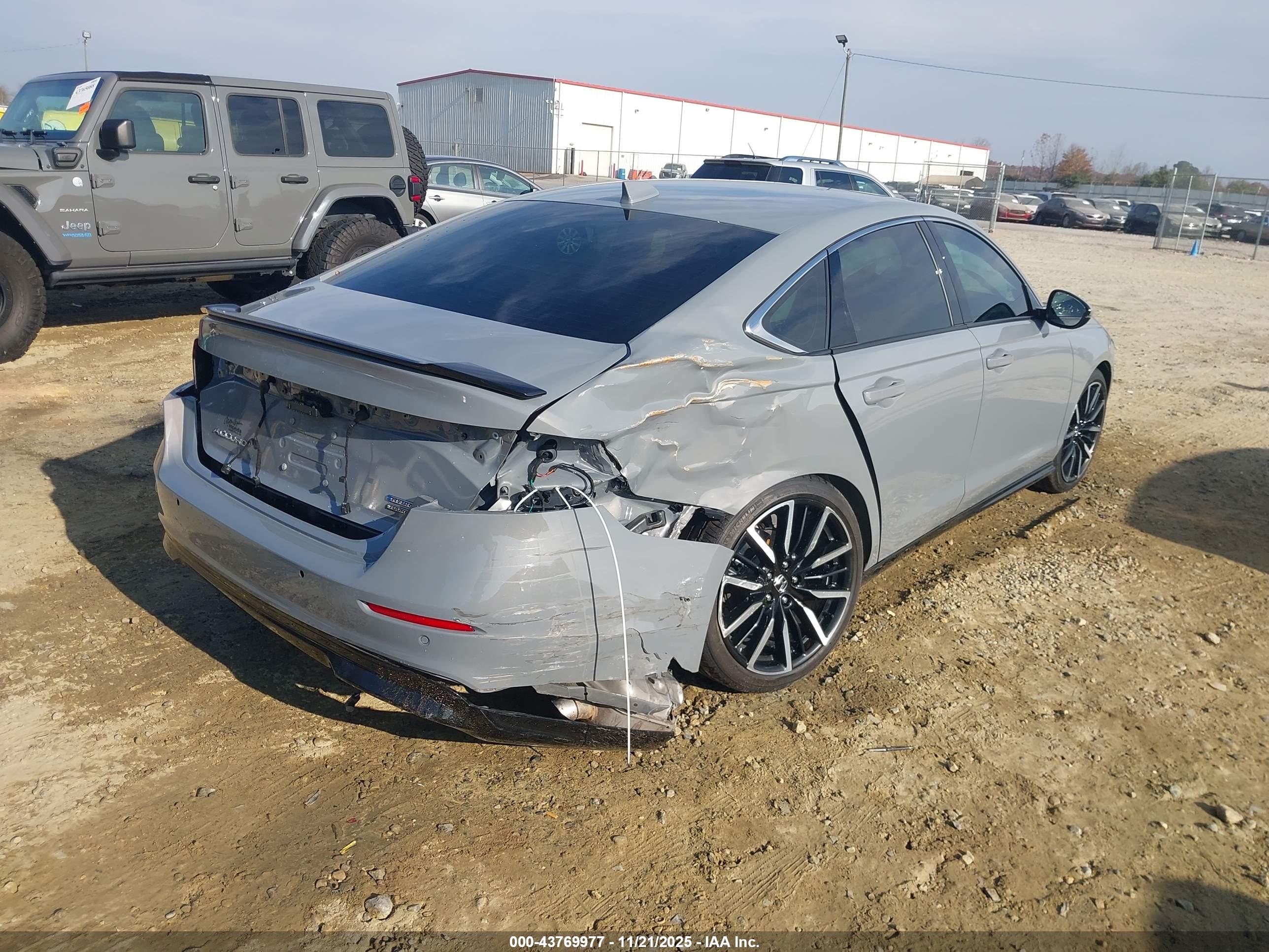 HONDA ACCORD image 6
