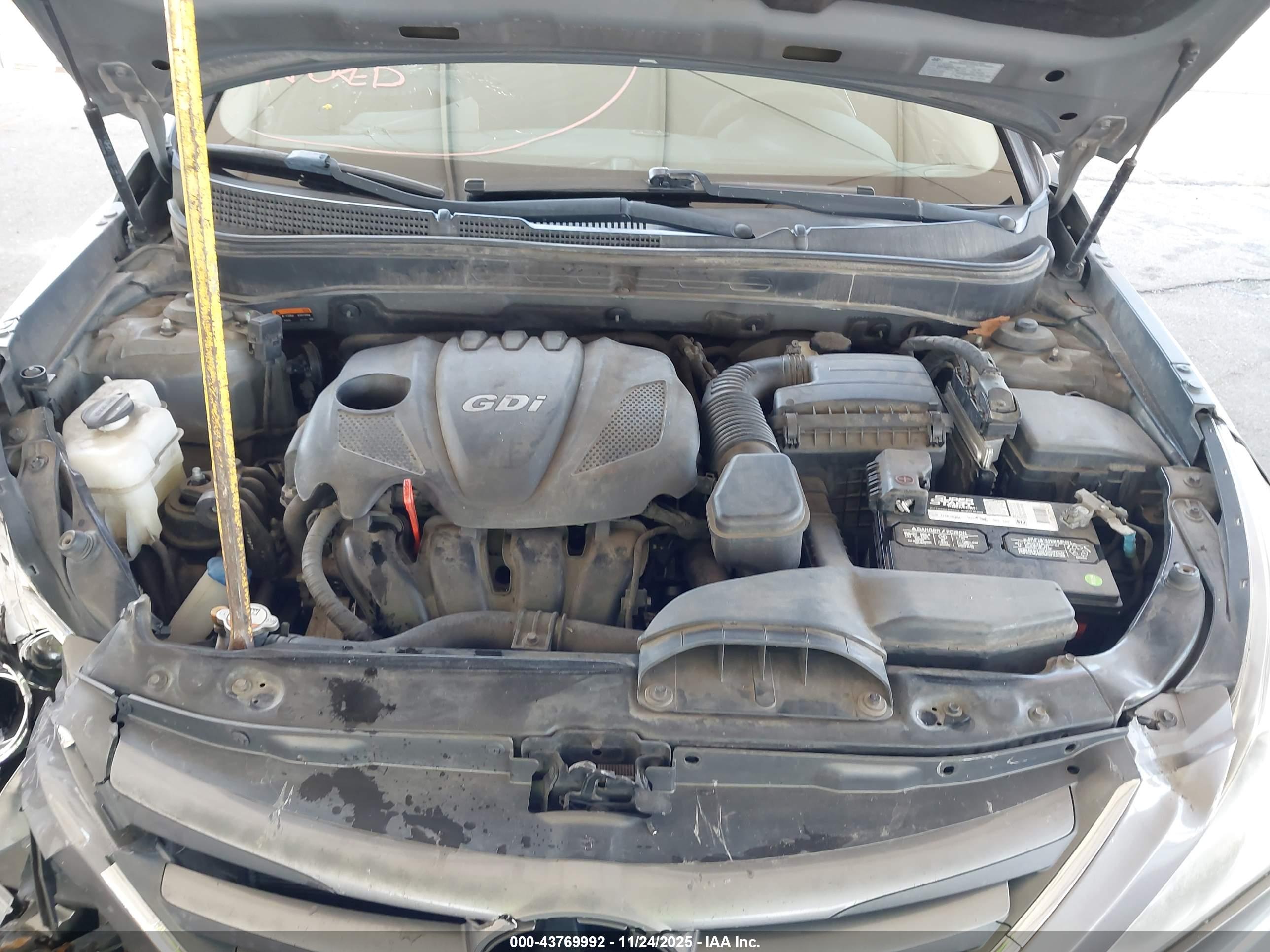 HYUNDAI SONATA image 10