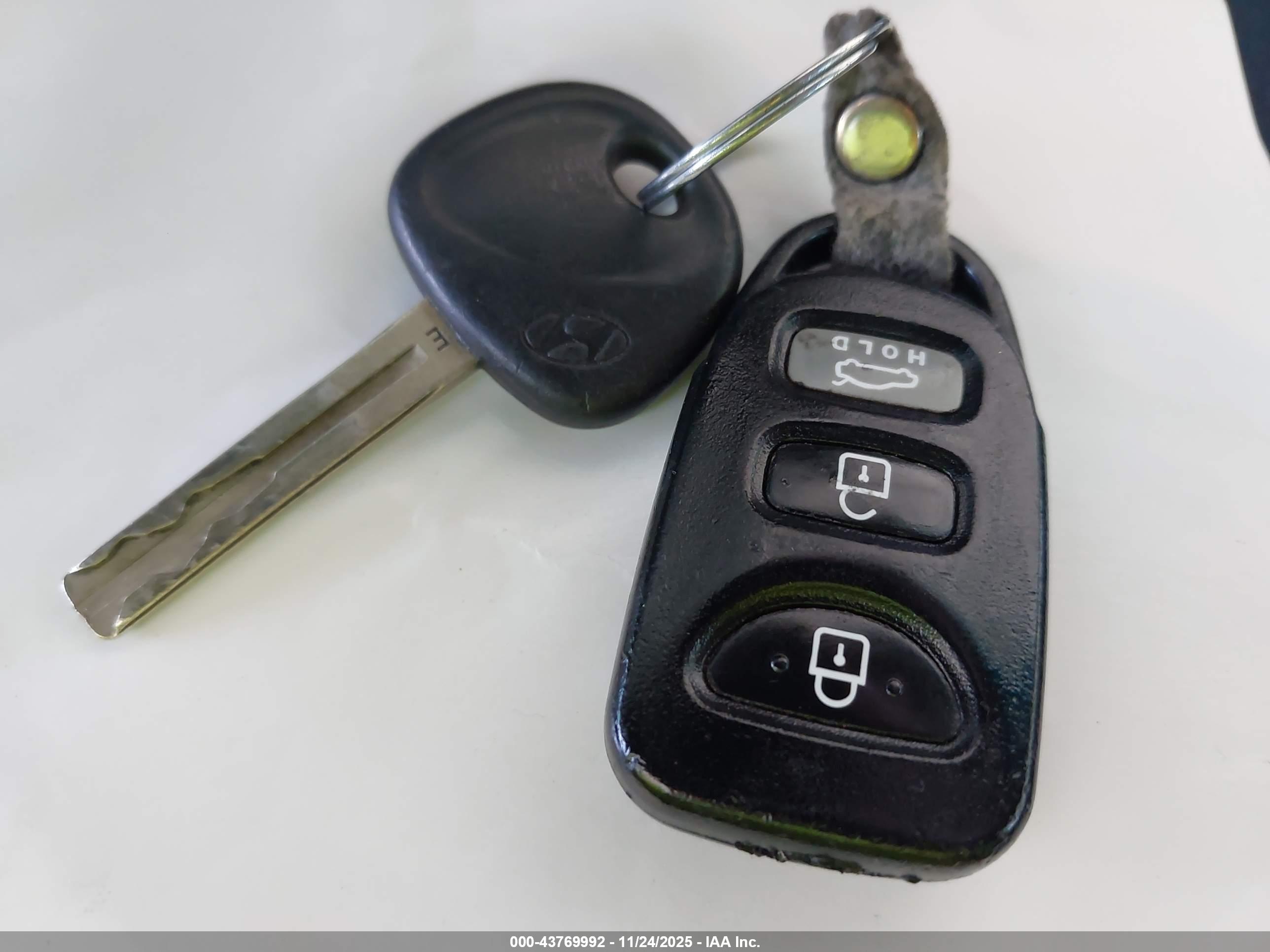HYUNDAI SONATA image 11